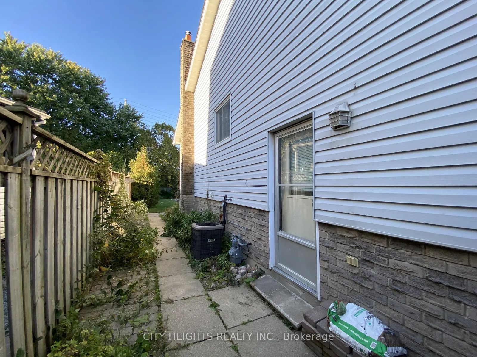 53 Goldring Drive Property Photo 44