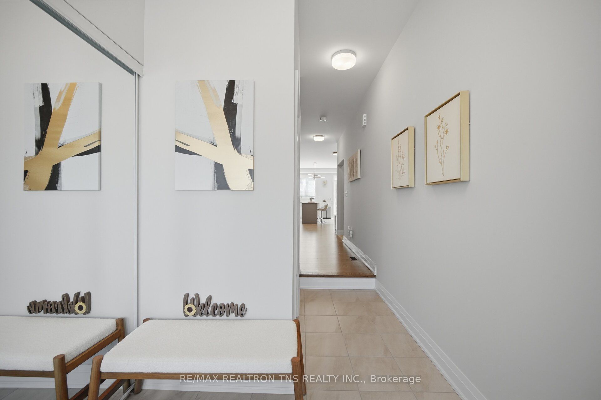 957 Cormorant Path Property Photo 4