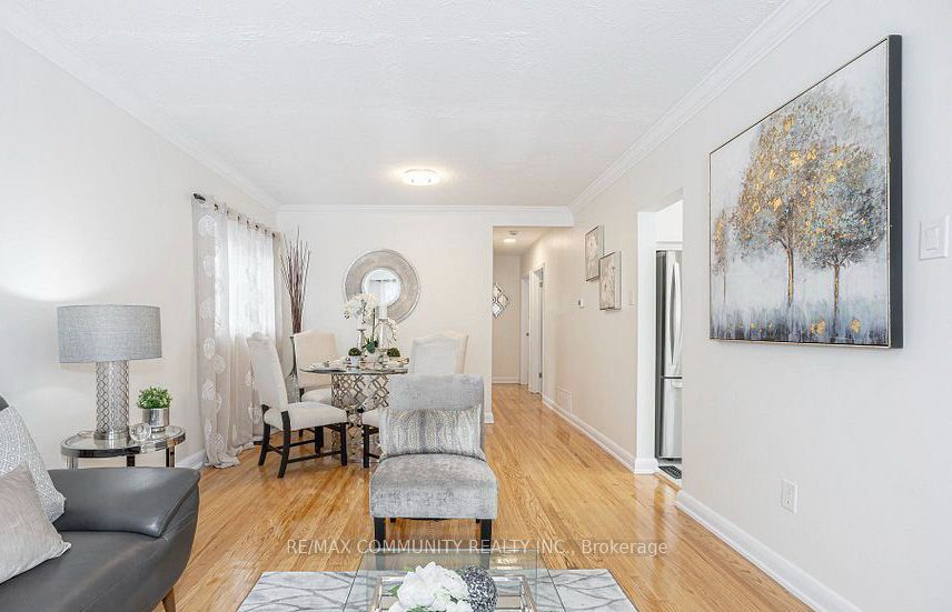 44 Falaise Road (main Fl) Property Photo 5