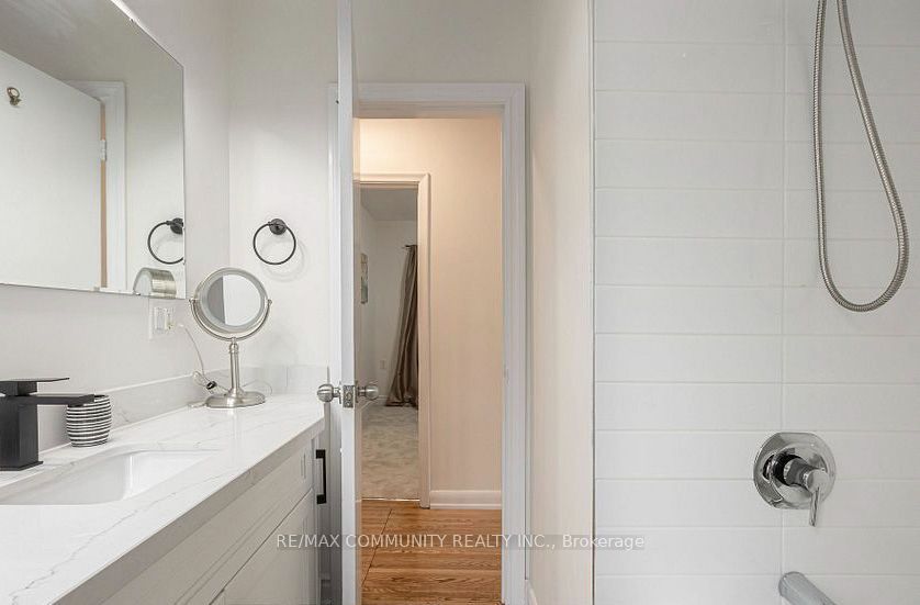 44 Falaise Road (main Fl) Property Photo 10