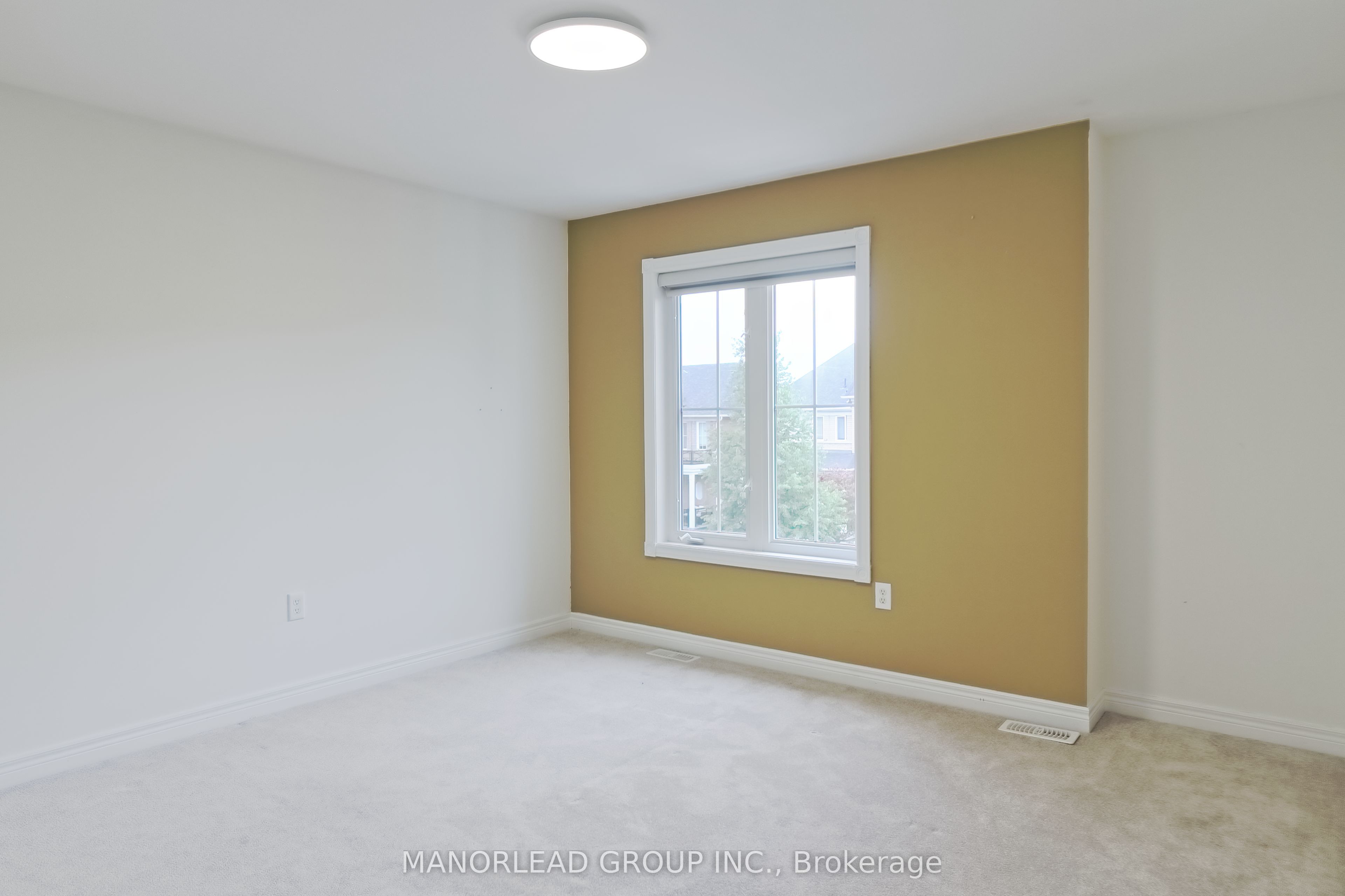 98 Holsted Drive Property Photo 20