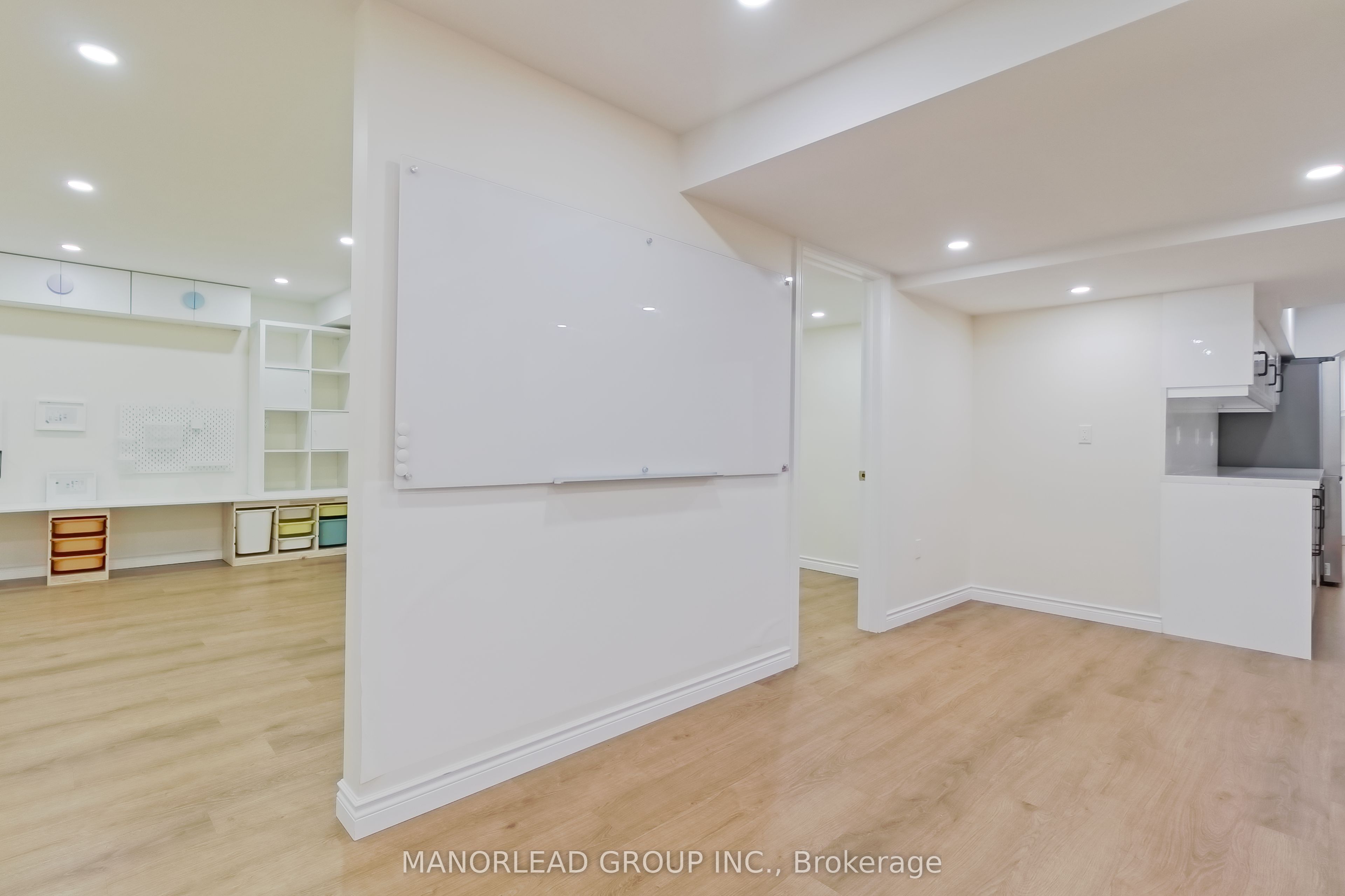 98 Holsted Drive Property Photo 42