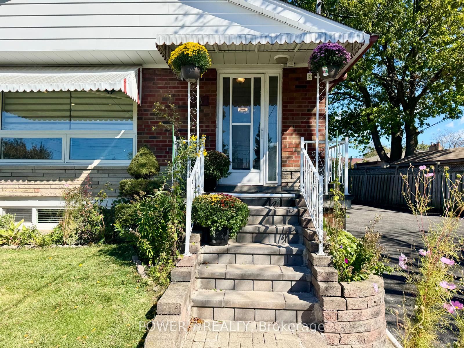 3 Brantwood Drive Property Photo 3