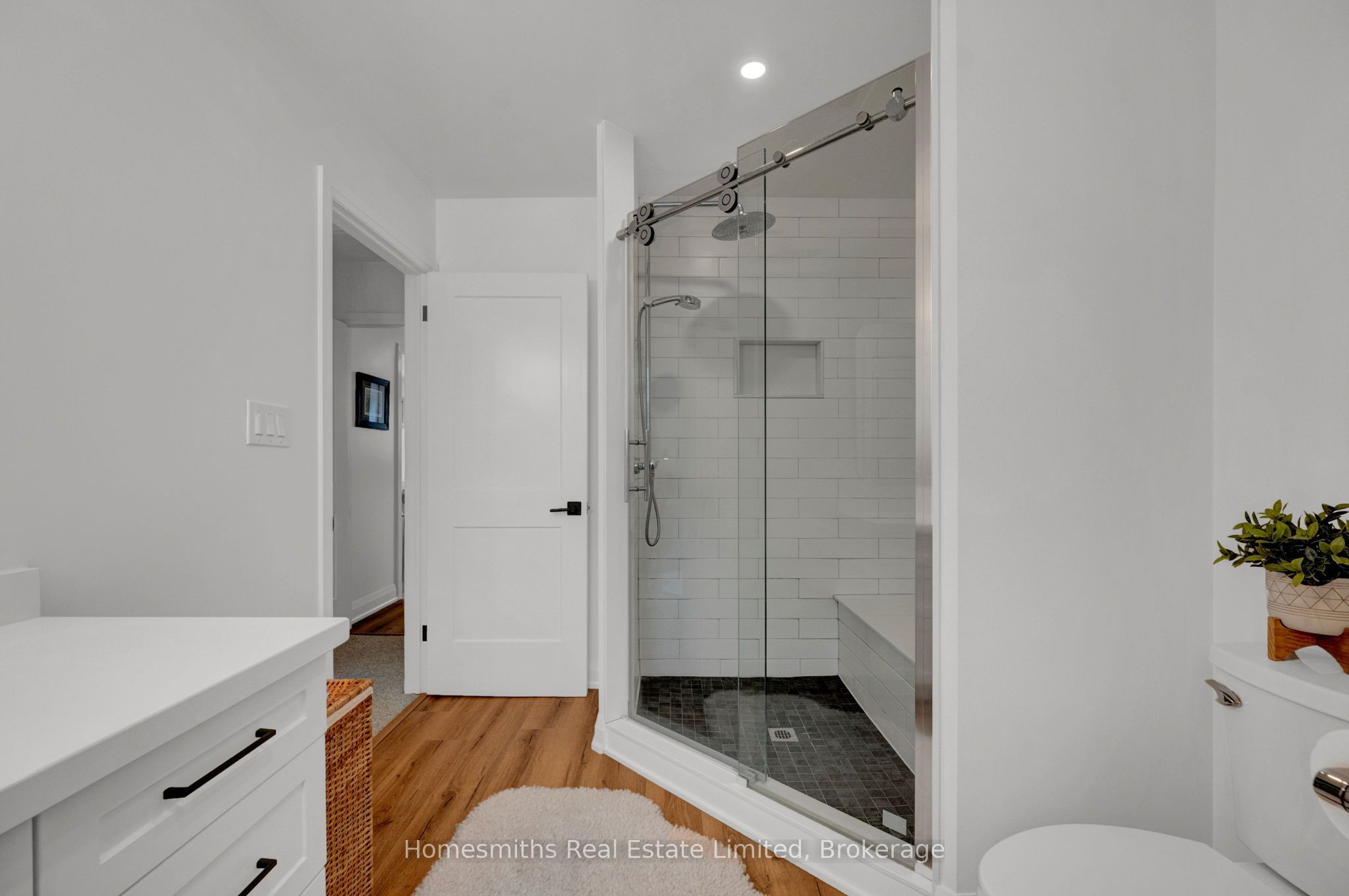 1 Edsall Avenue Property Photo 36