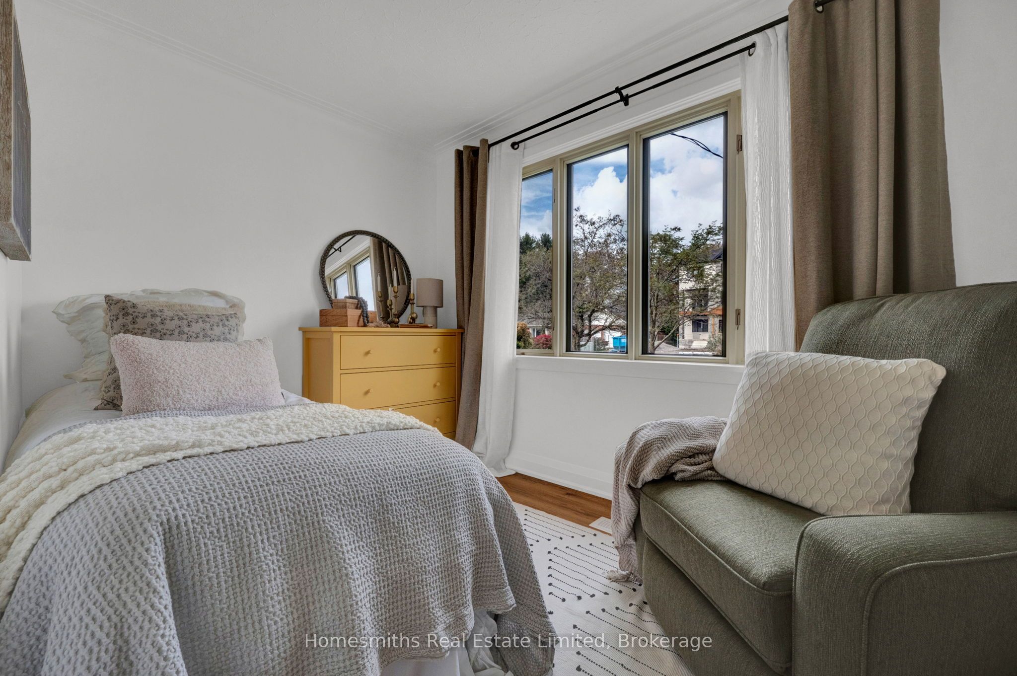 1 Edsall Avenue Property Photo 38