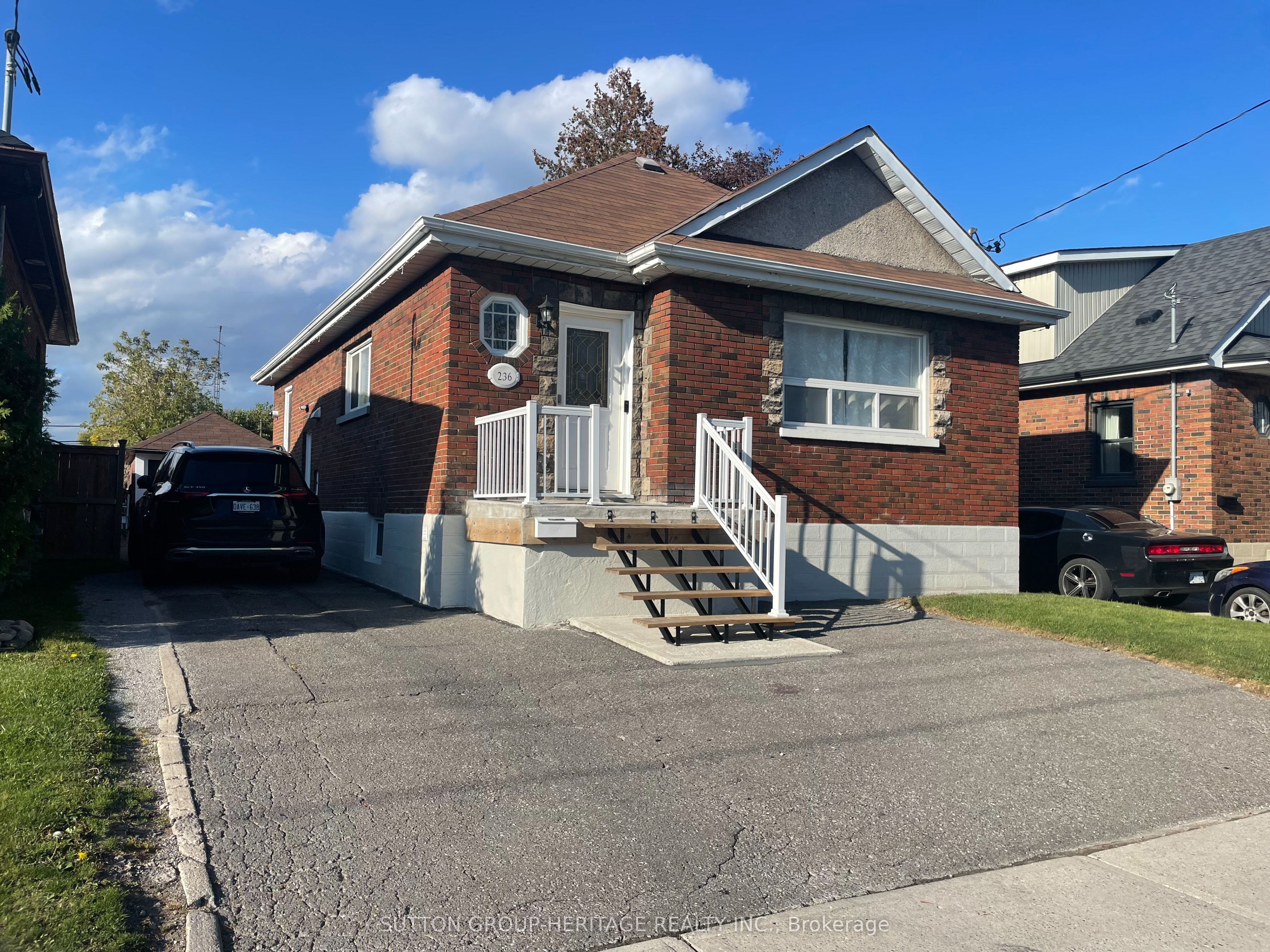 236 Mcnaughton Avenue Property Photo 1