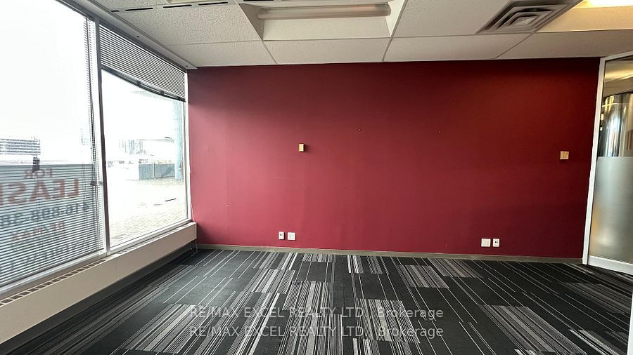 55 Town Centre Court 108b Property Photo 8