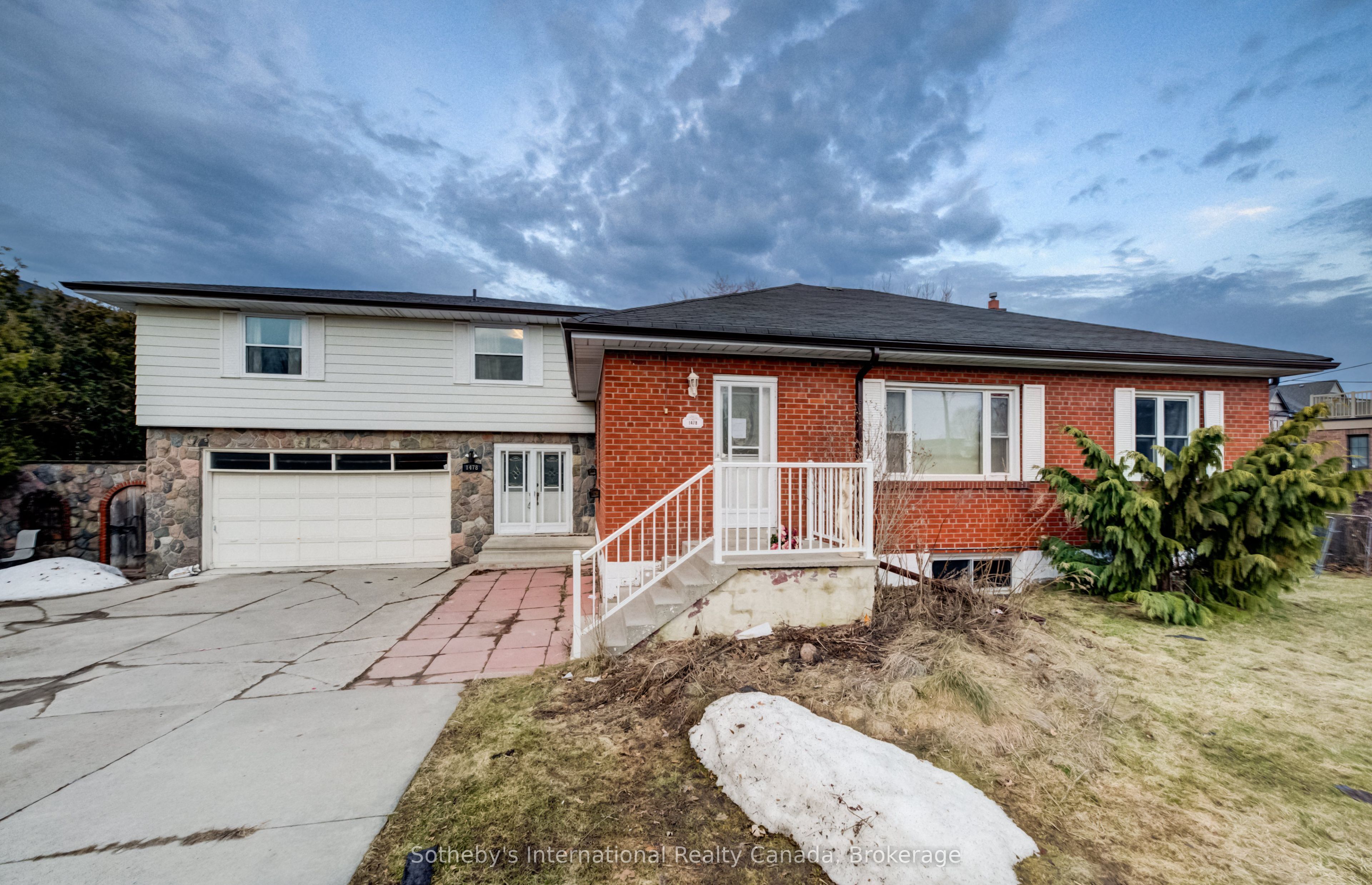 1478 Altona Road Property Photo 3