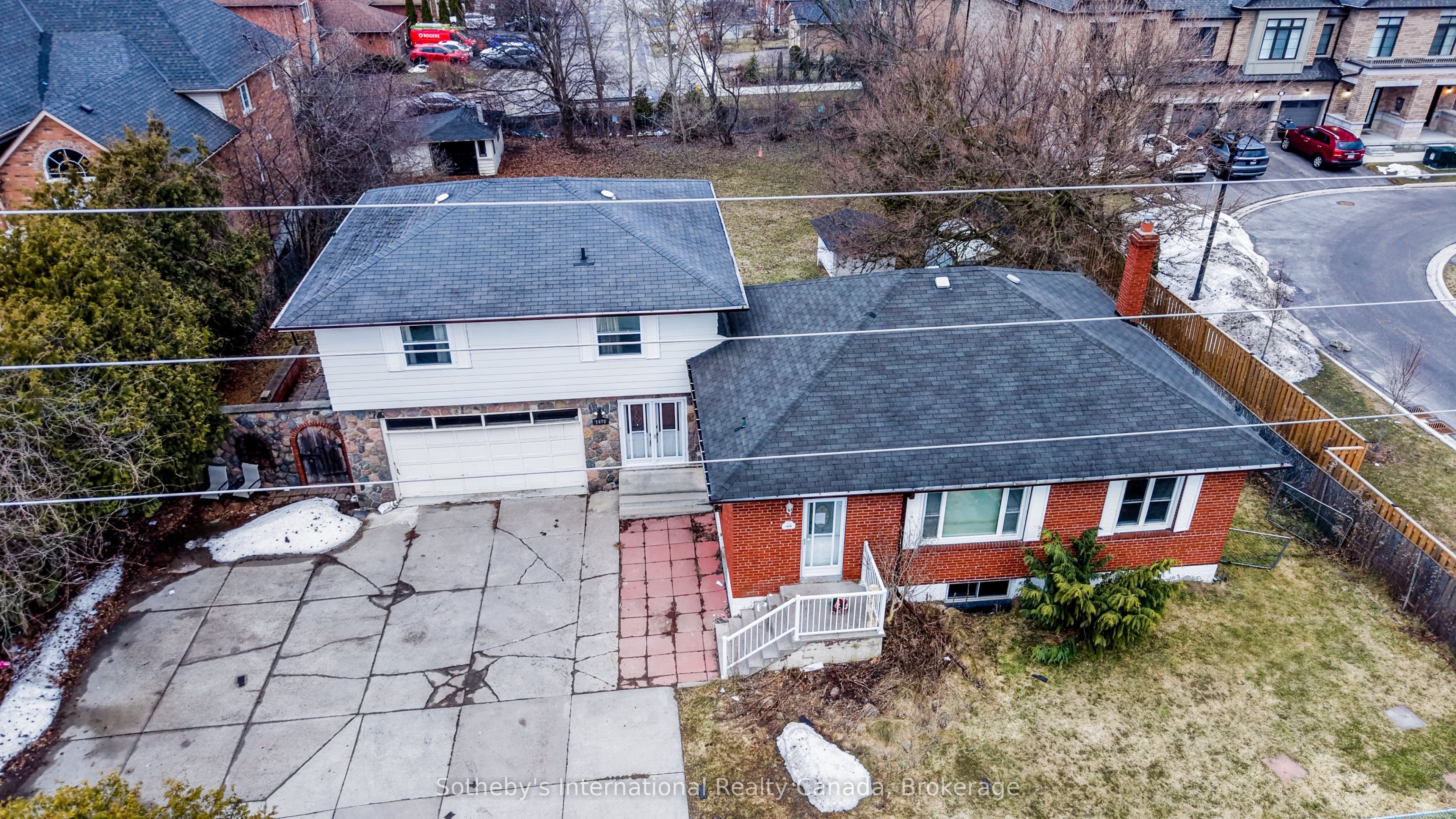 1478 Altona Road Property Photo 4