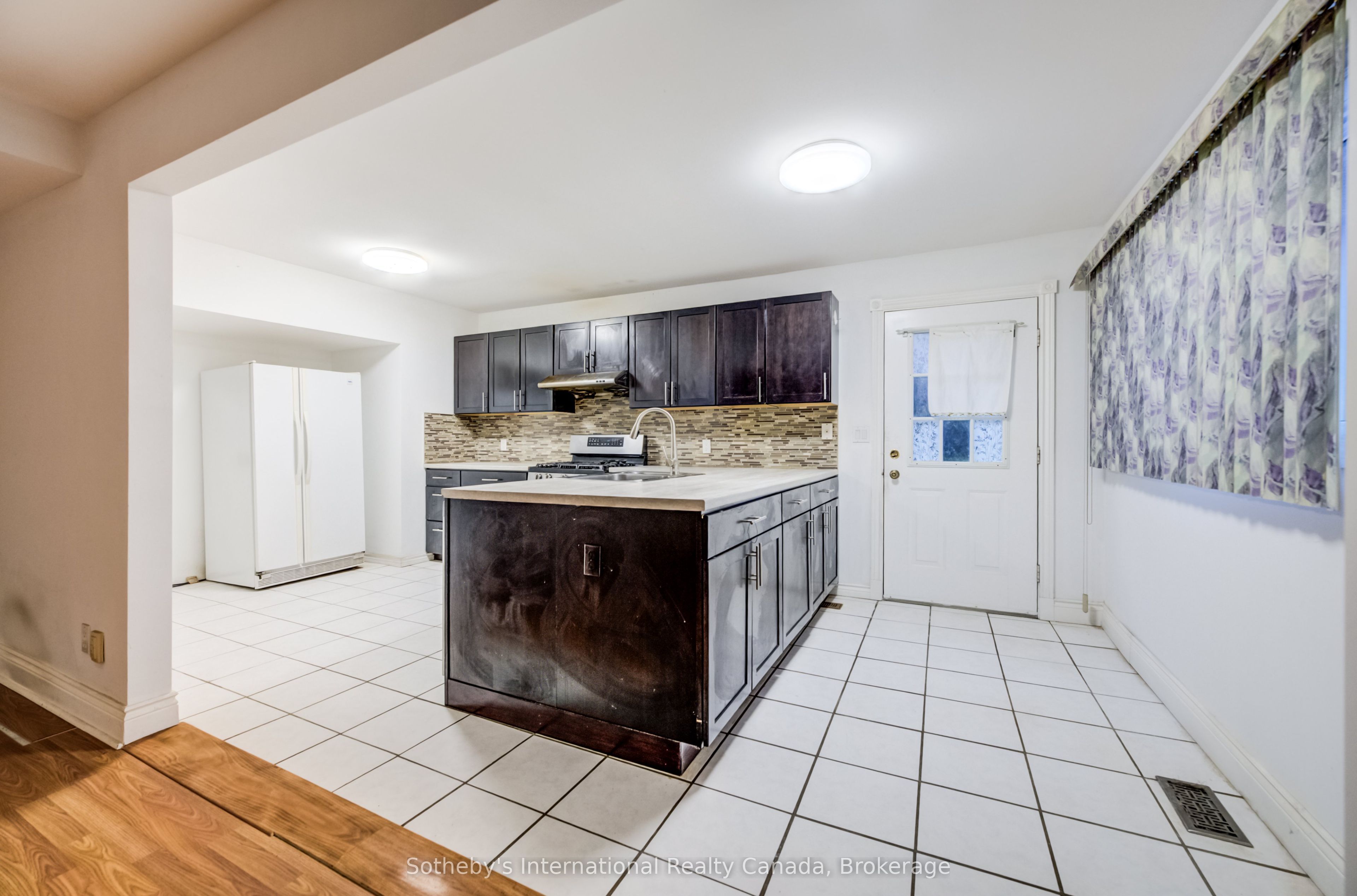 1478 Altona Road Property Photo 15