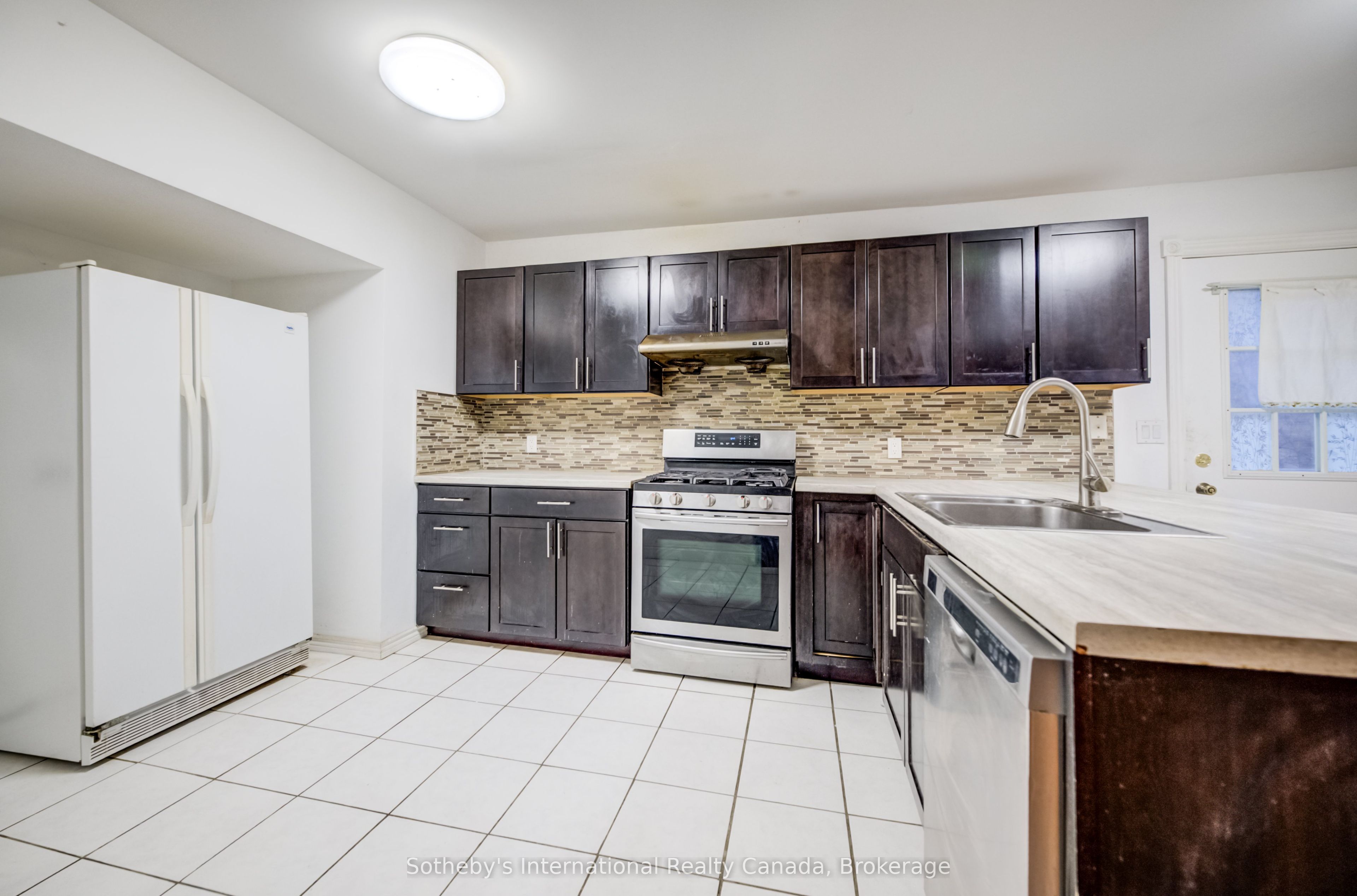 1478 Altona Road Property Photo 16