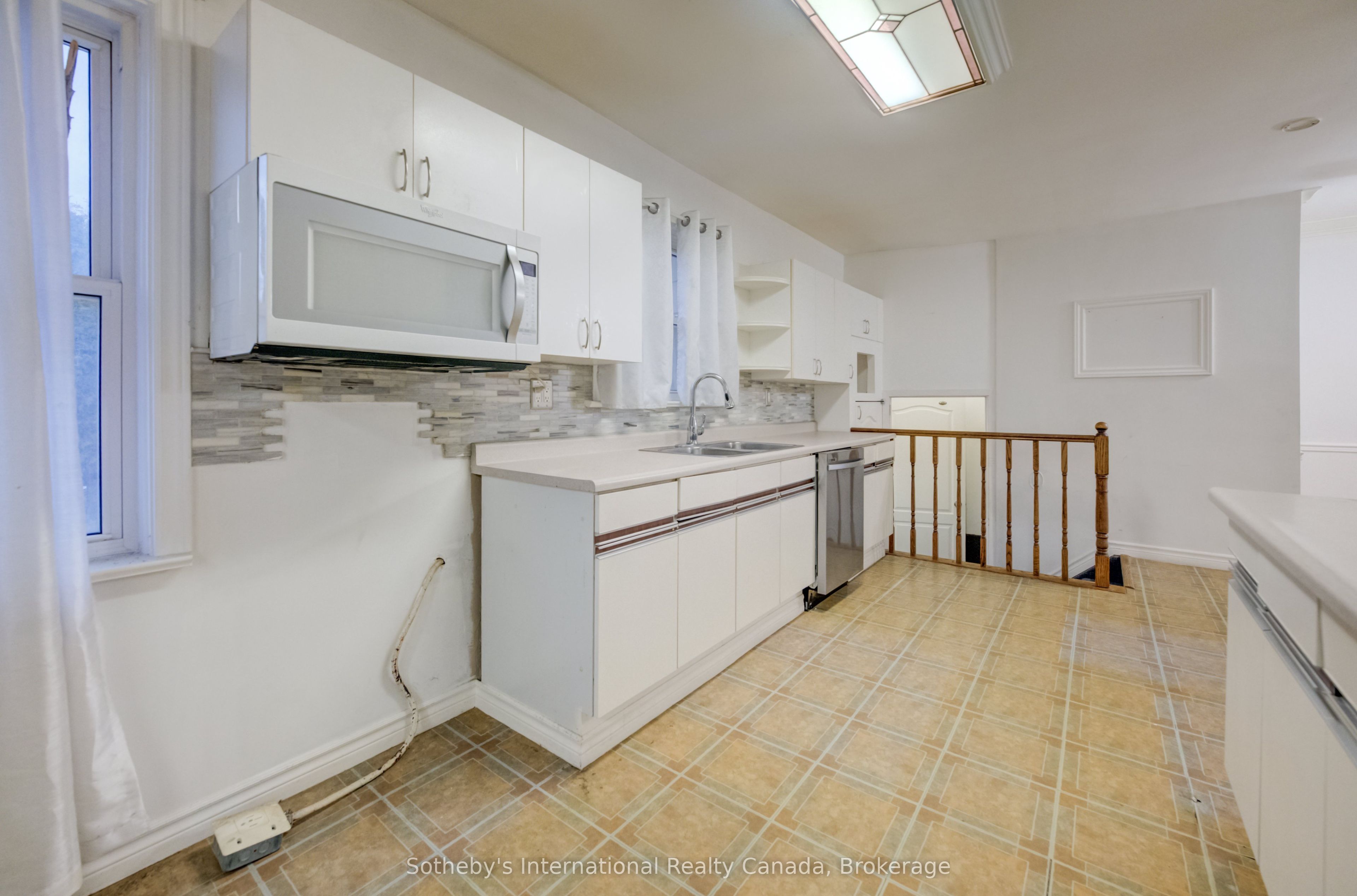 1478 Altona Road Property Photo 29