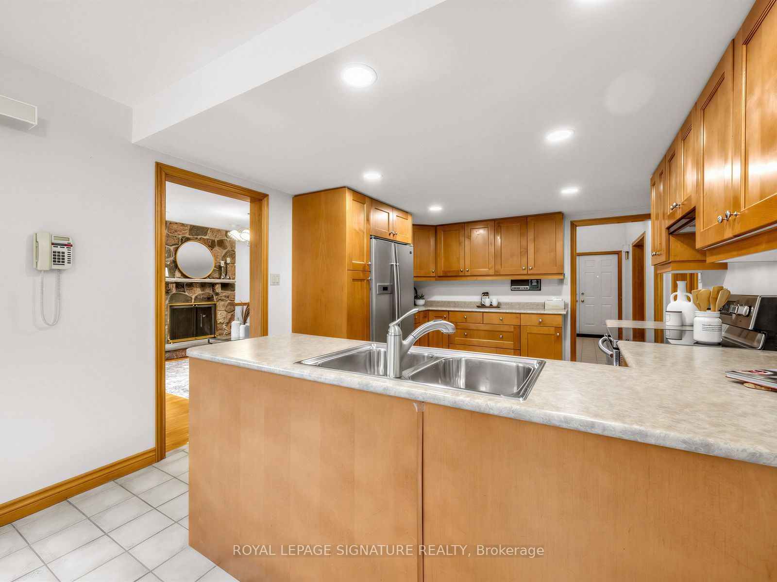 30 Invermarge Drive Property Photo 18