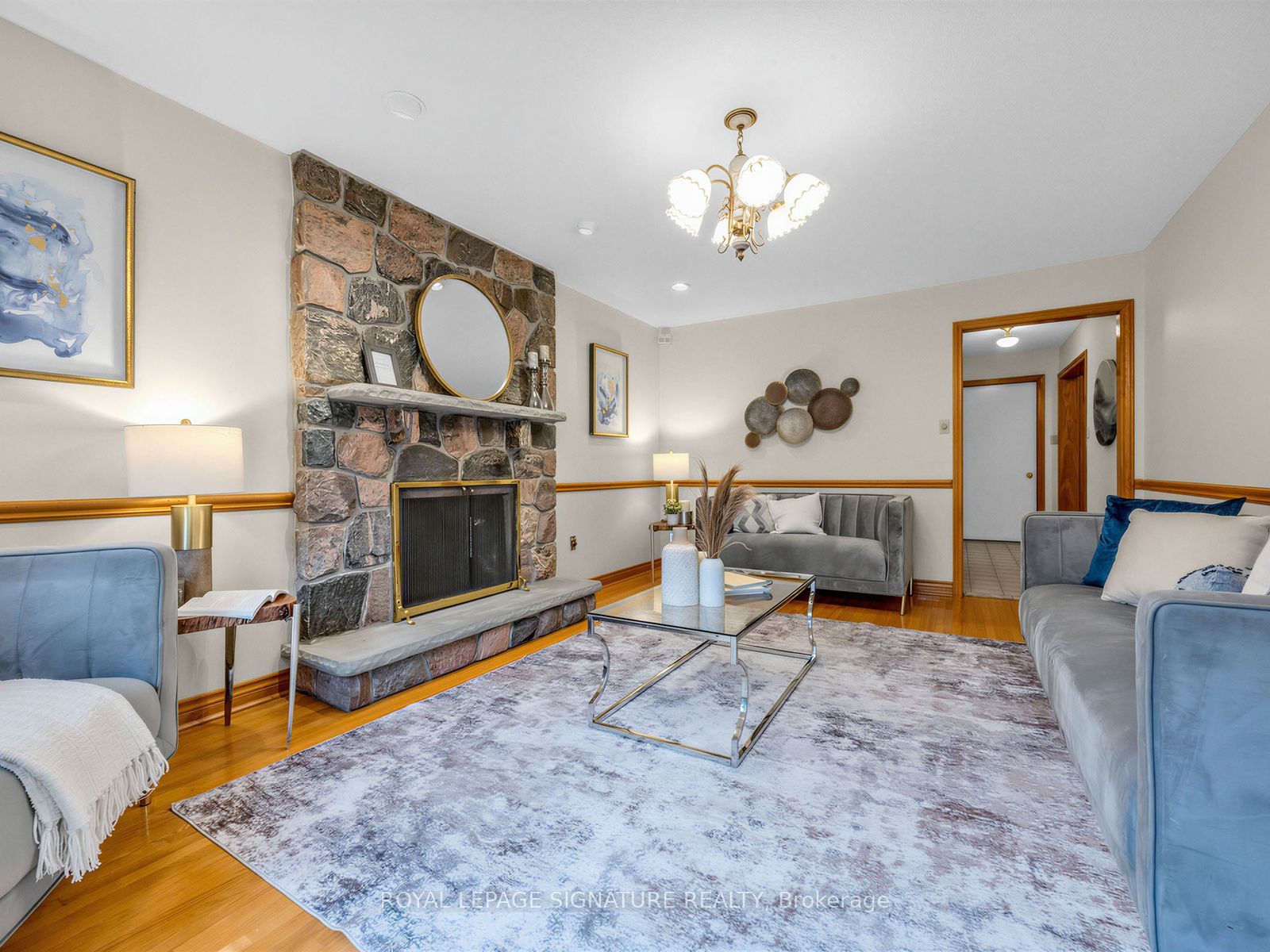 30 Invermarge Drive Property Photo 19