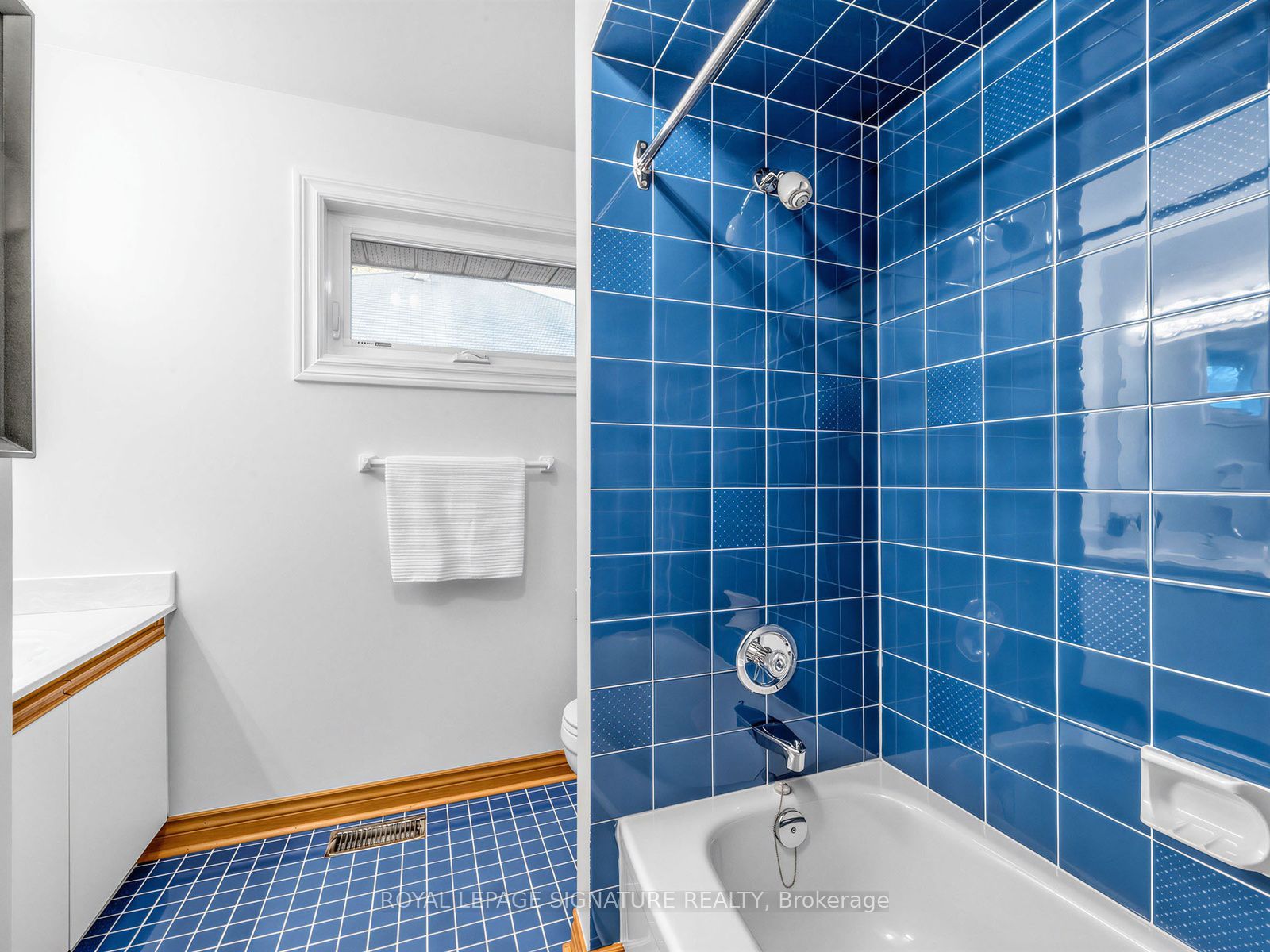 30 Invermarge Drive Property Photo 28