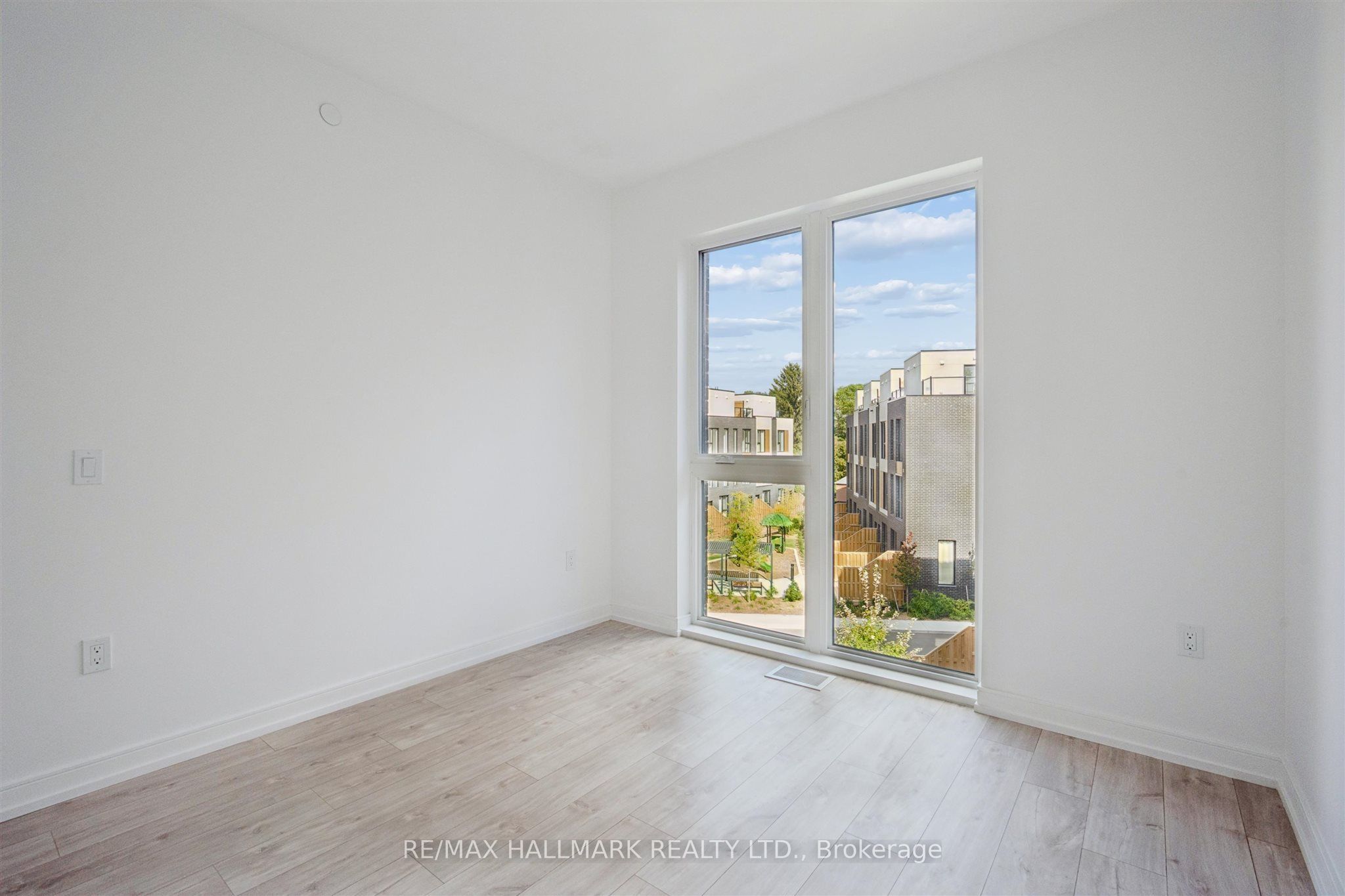170 Clonmore Avenue 3 Property Photo 38