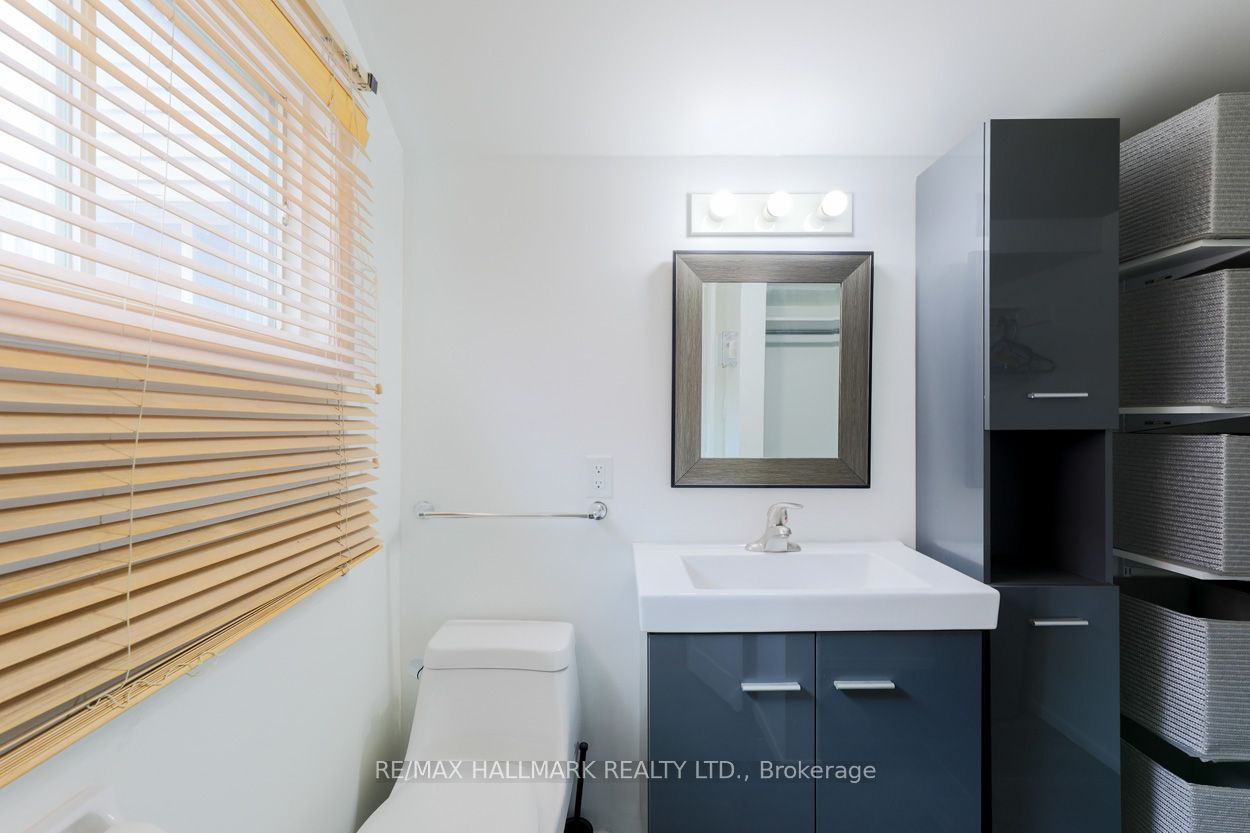 405 Kingston Road Main Floor Property Photo 11
