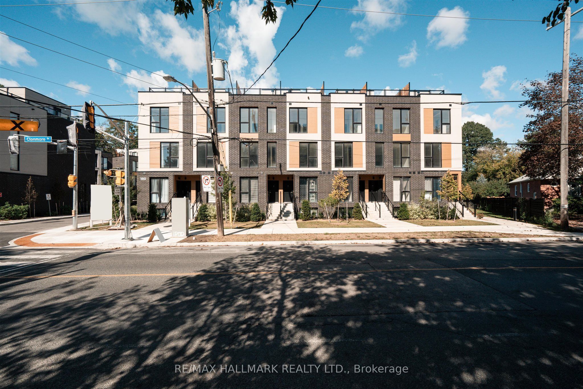 176 Clonmore Avenue 14 Property Photo 1