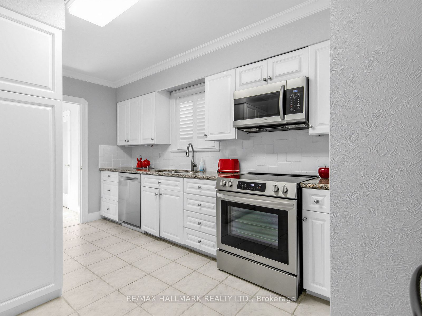 224 O' Connor Drive Property Photo 11