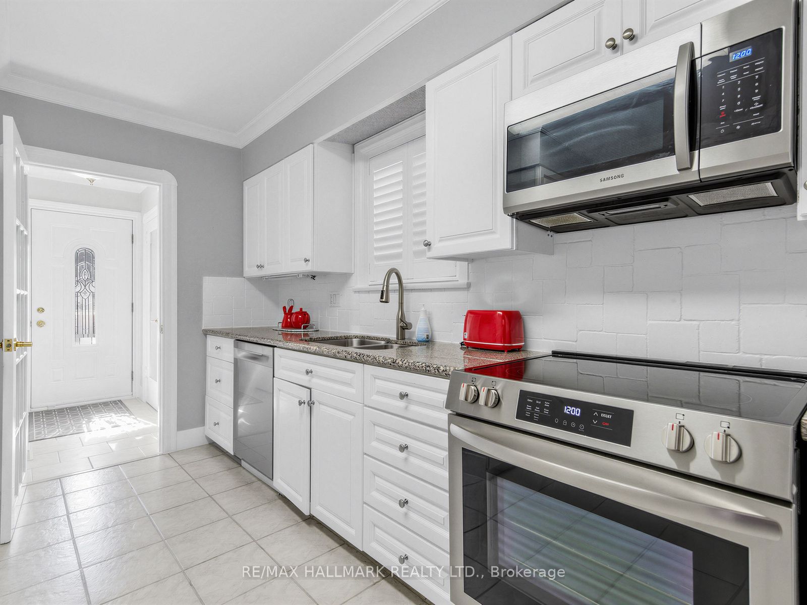 224 O' Connor Drive Property Photo 13