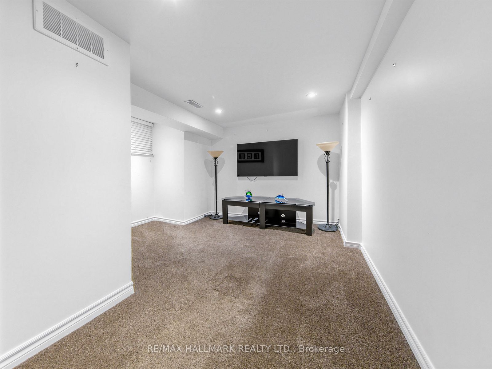 224 O' Connor Drive Property Photo 27
