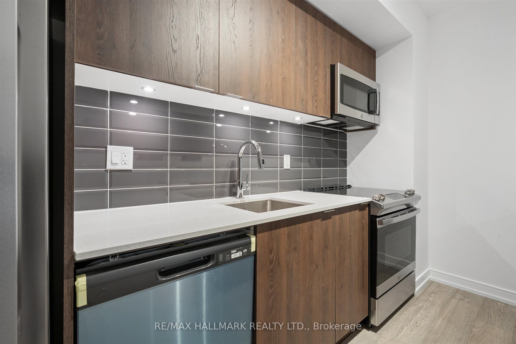170 Clonmore Drive 13 Property Photo 23