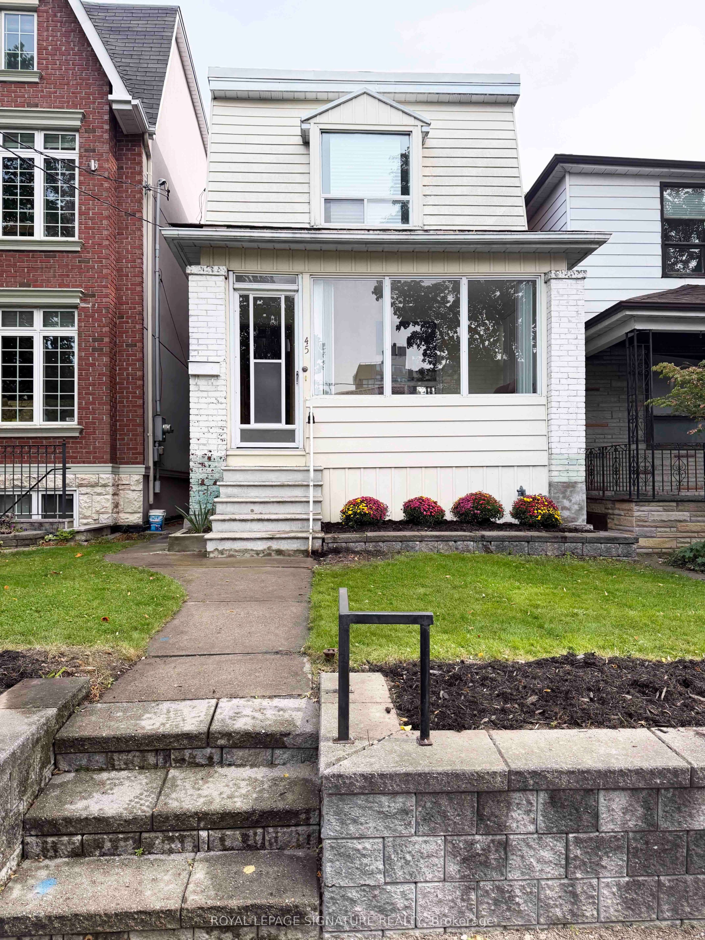 45 Eaton Avenue Property Photo 1