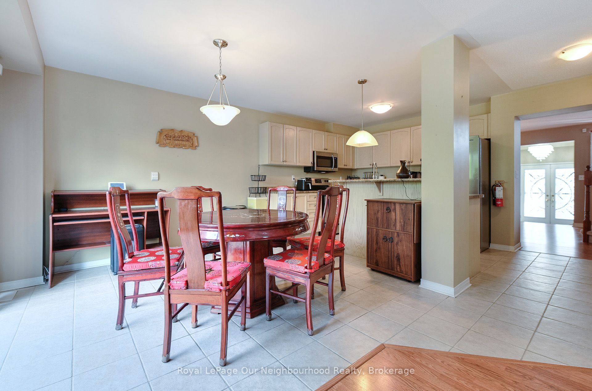 586 Oldman Road Property Photo 7