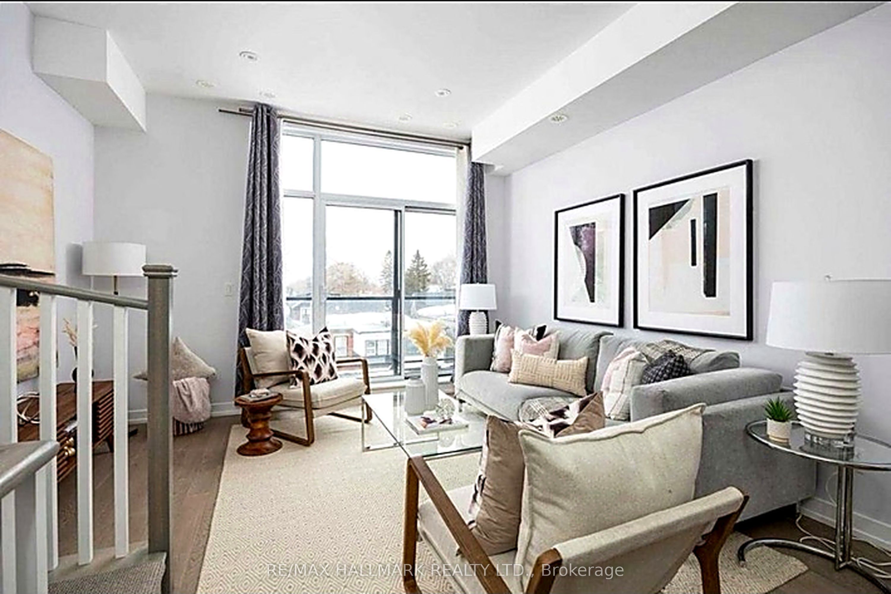 1321 Gerrard Street E 11 Property Photo 4