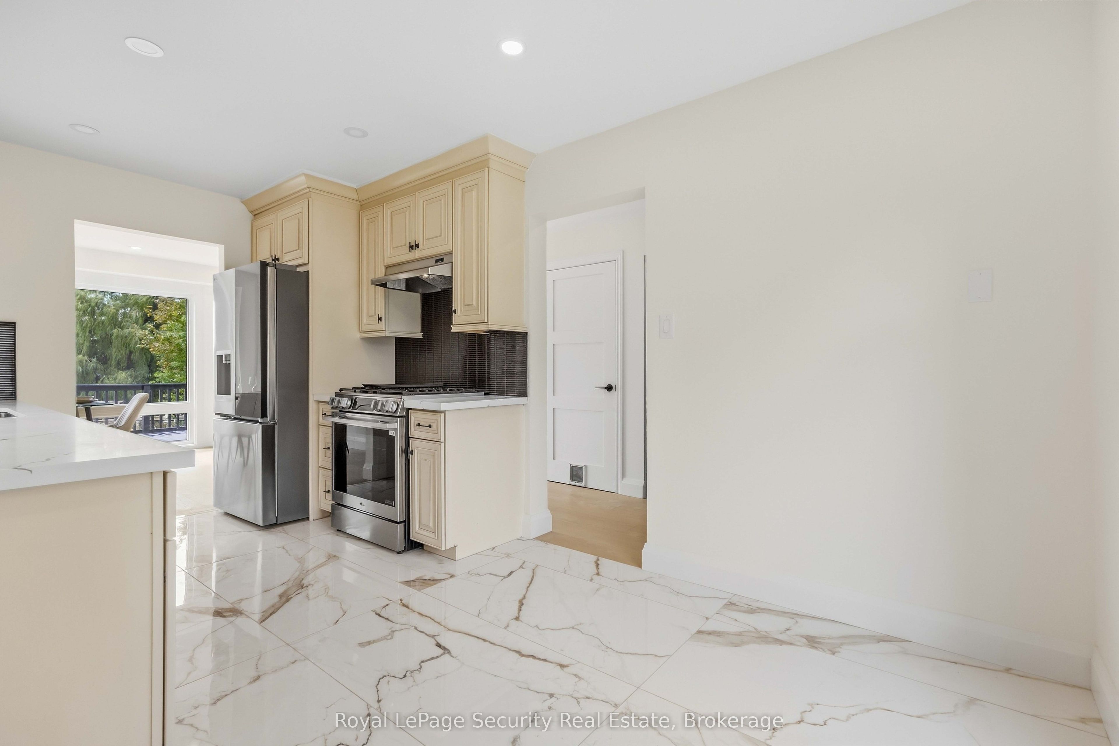 1177 Tanzer Court Property Photo 16