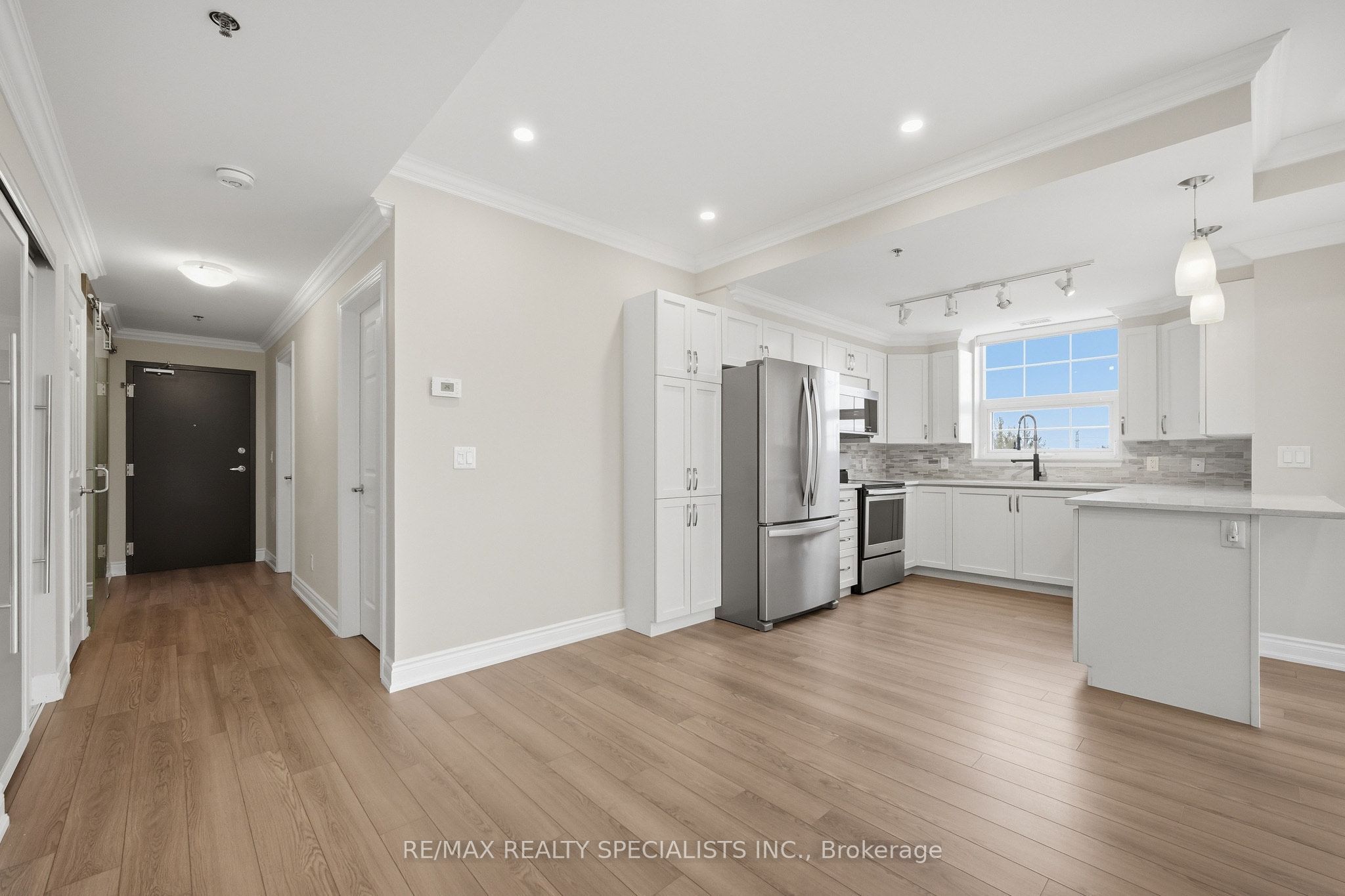 21 Brookhouse Drive 304 Property Photo 5