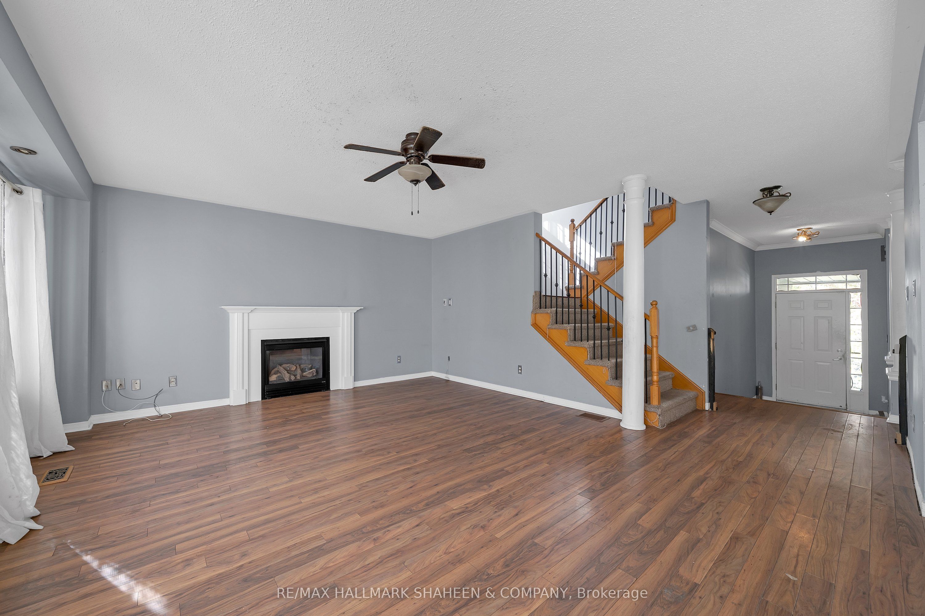 1529 Skyview Street Property Photo 9