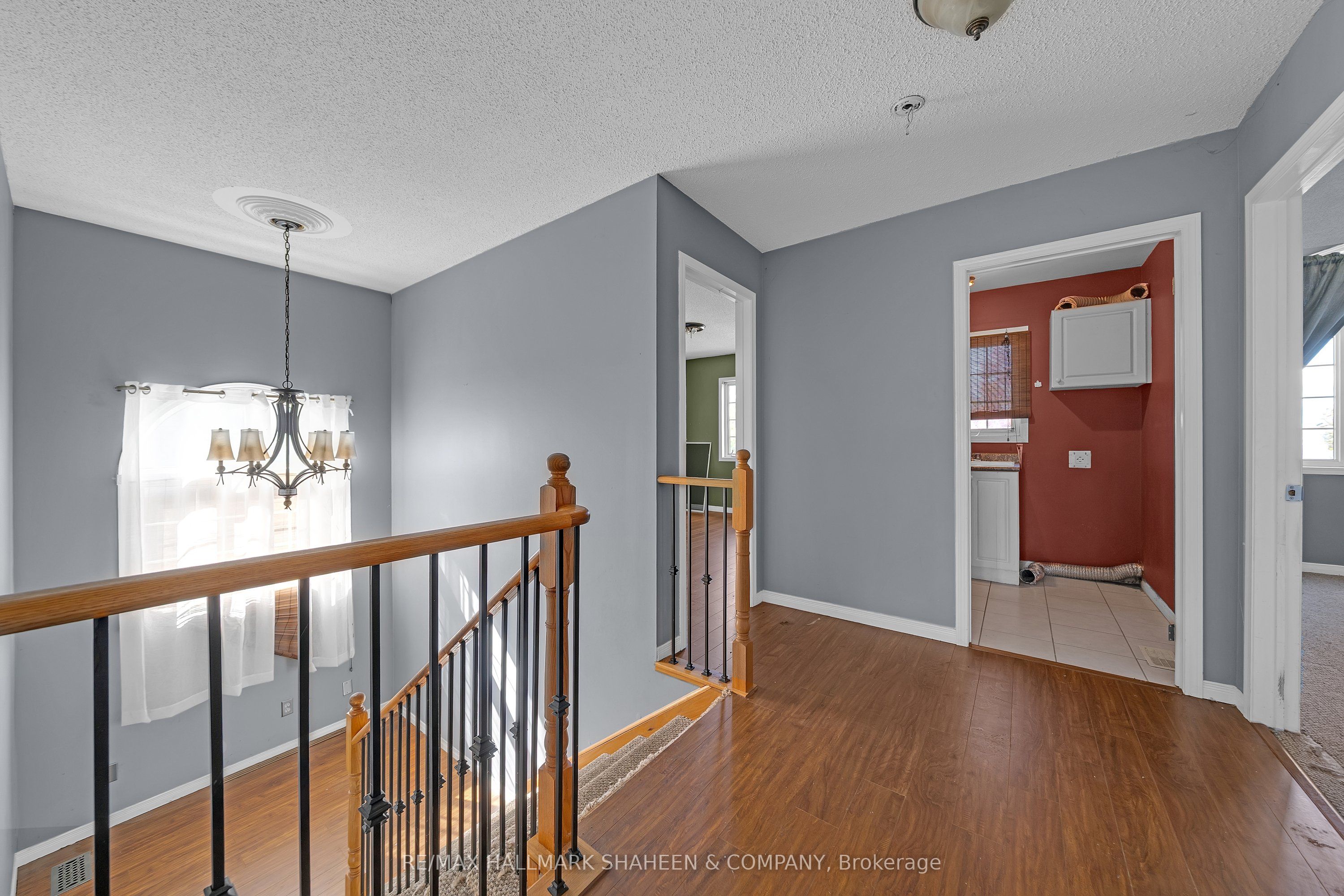1529 Skyview Street Property Photo 16