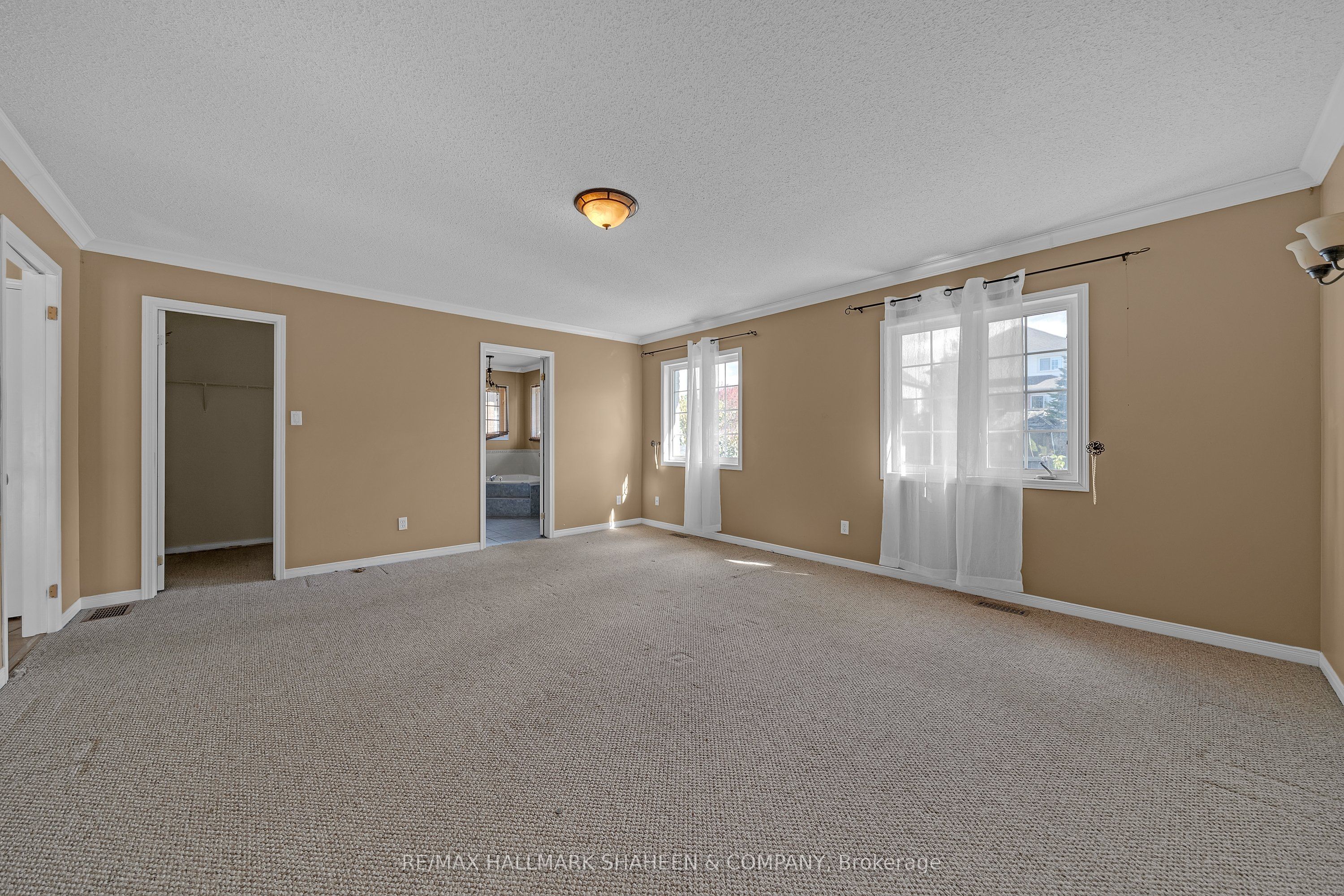 1529 Skyview Street Property Photo 19