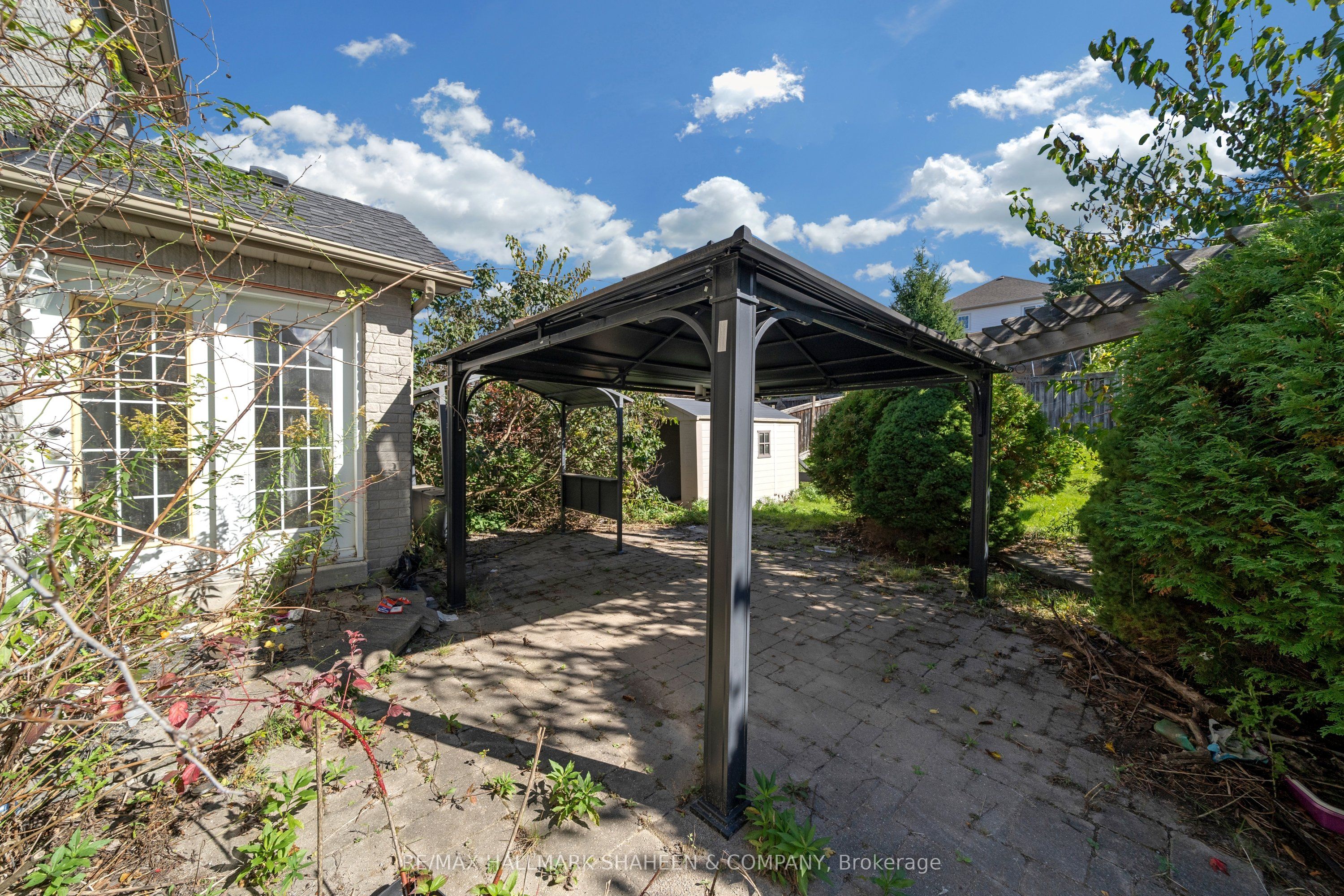 1529 Skyview Street Property Photo 42