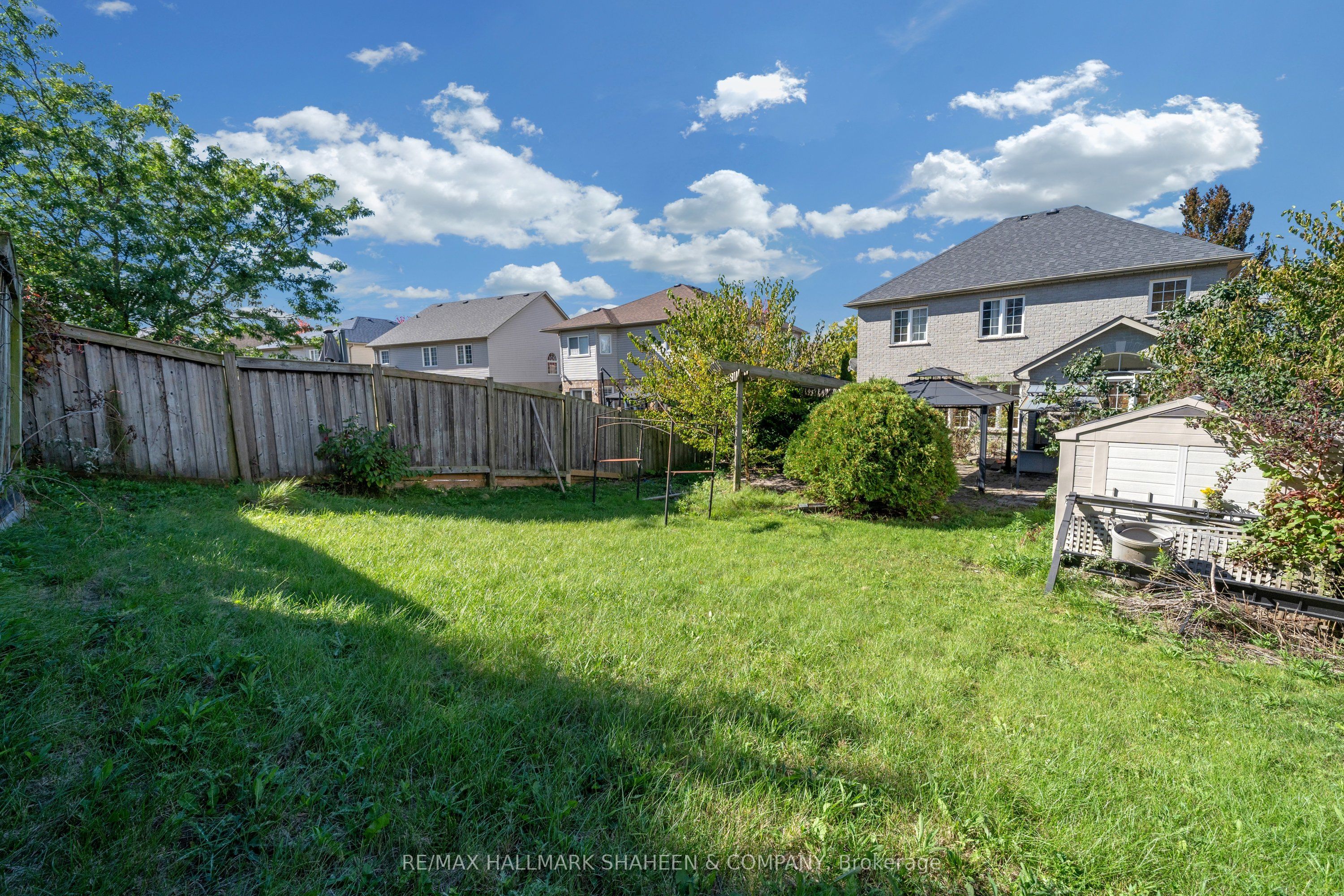 1529 Skyview Street Property Photo 45