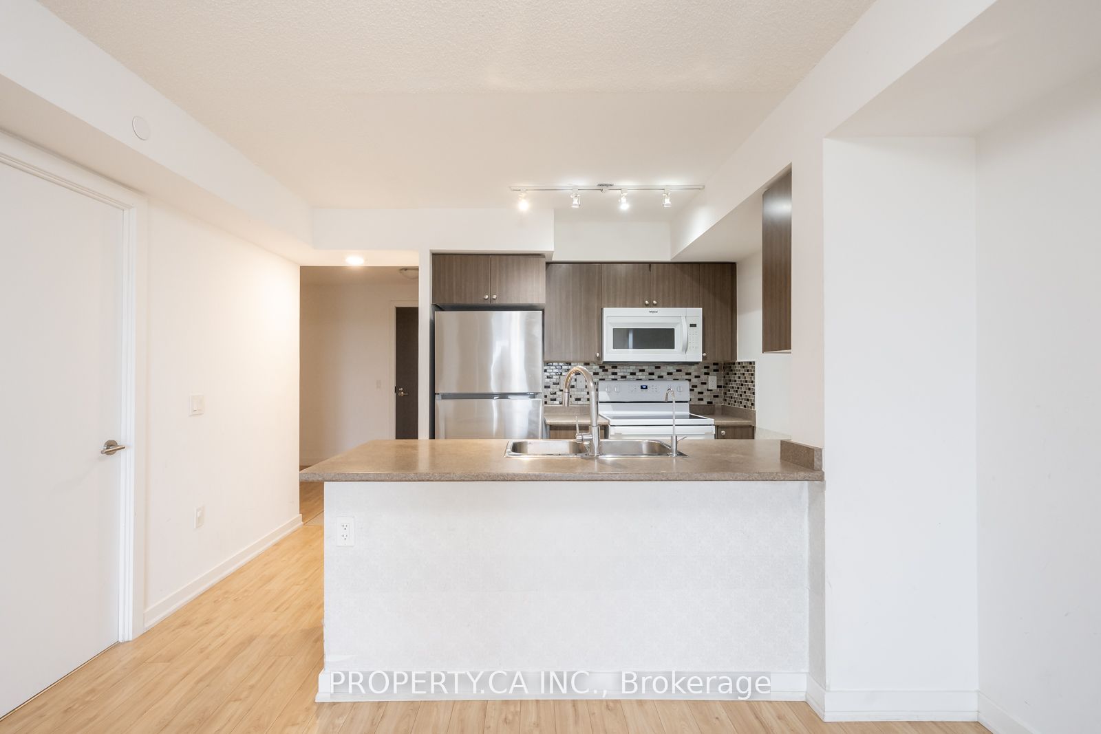 1346 Danforth Road 1209 Property Photo 4