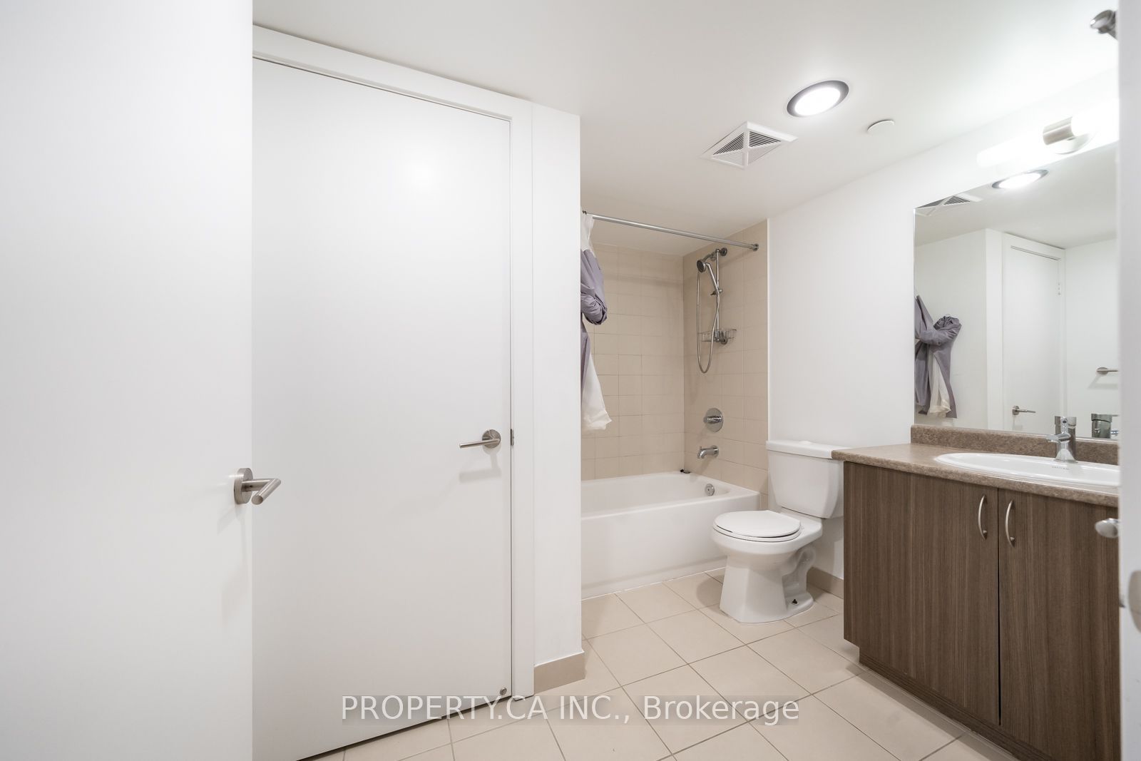 1346 Danforth Road 1209 Property Photo 12