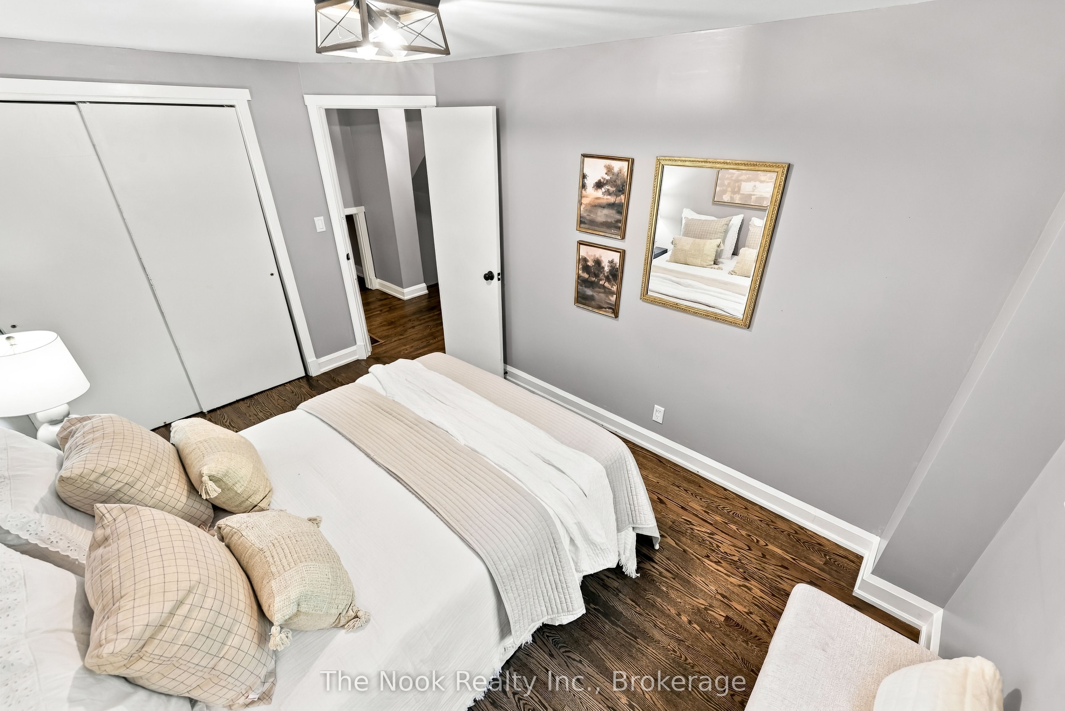 293 Brighton Court Property Photo 23