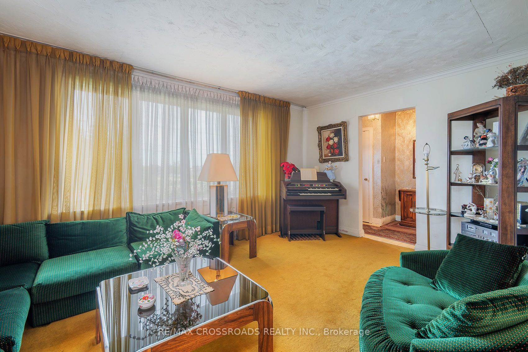 1028 Kennedy Road Property Photo 7