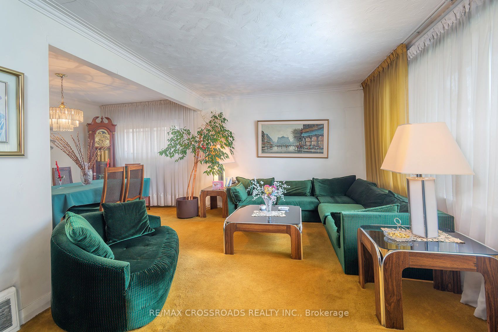 1028 Kennedy Road Property Photo 8