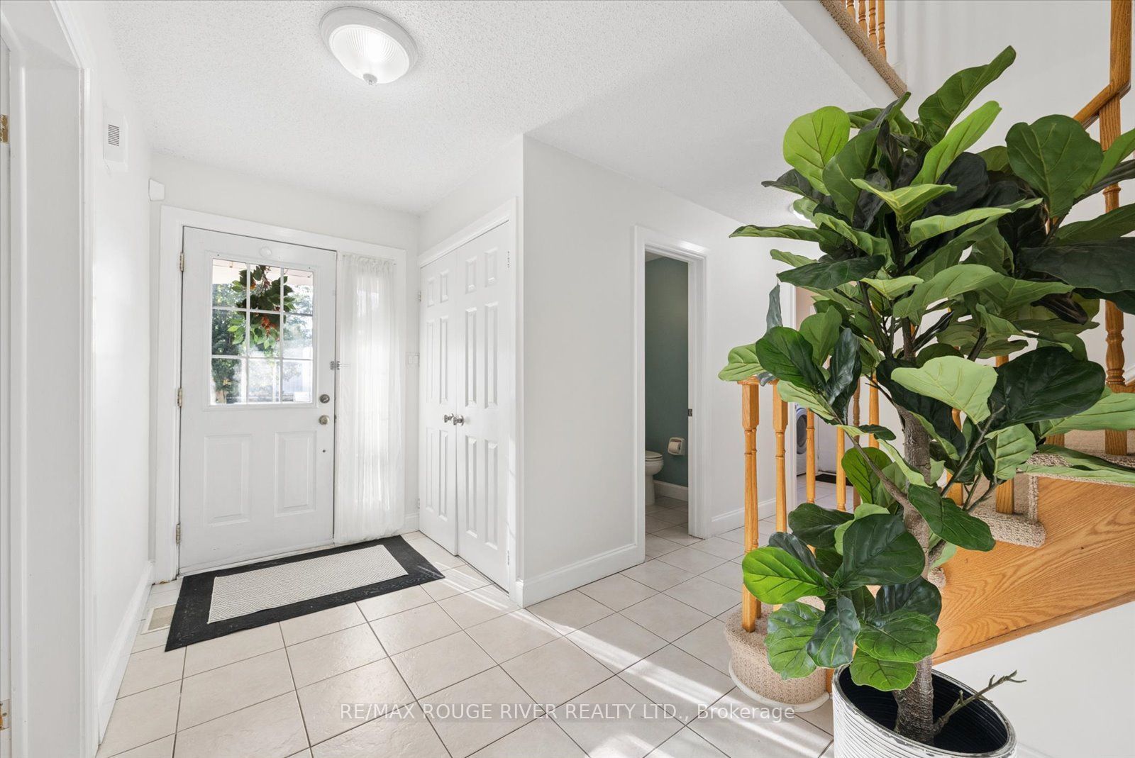 1631 Rudell Road Property Photo 2