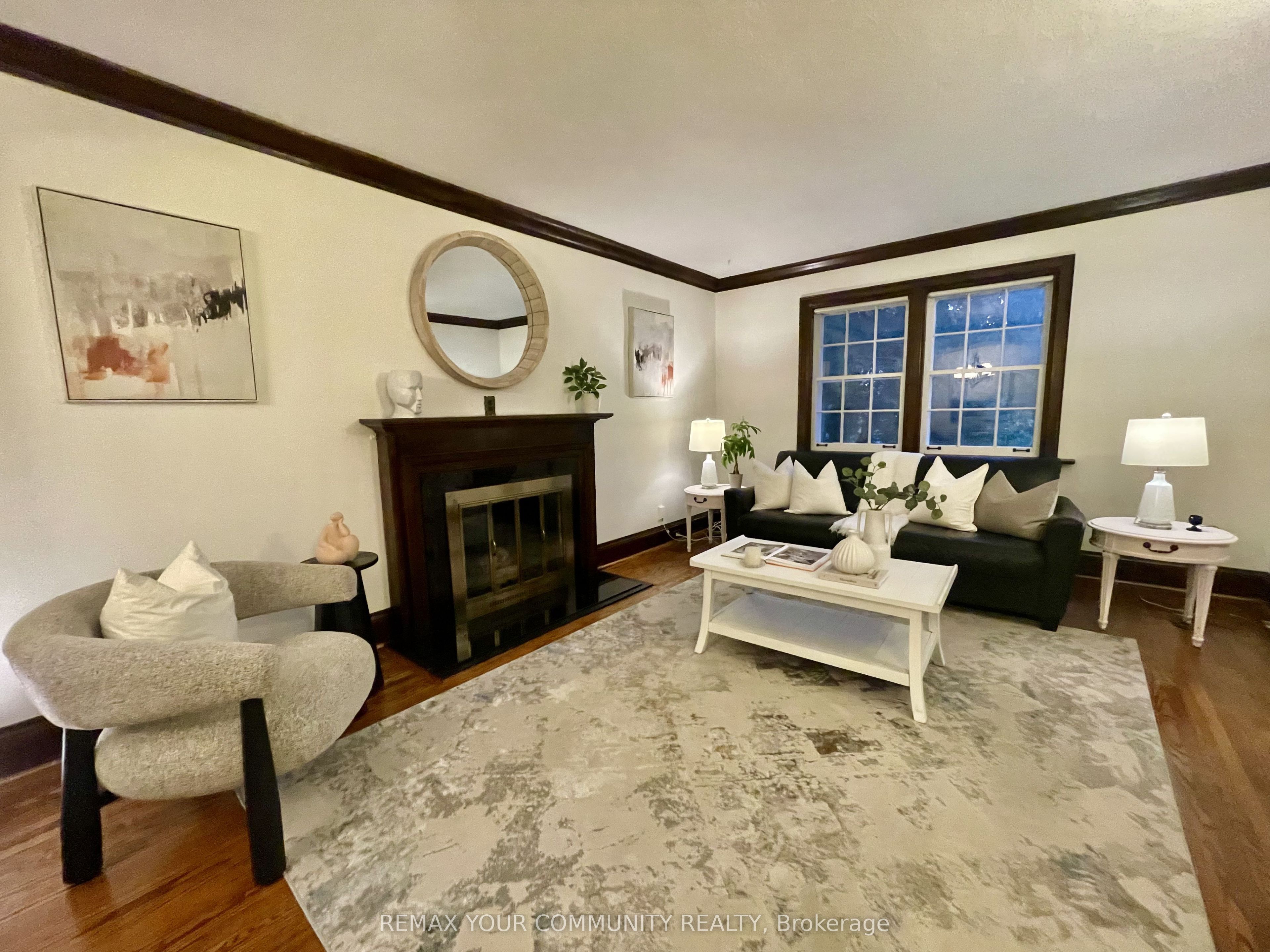 2 Four Oaks Gate Property Photo 10
