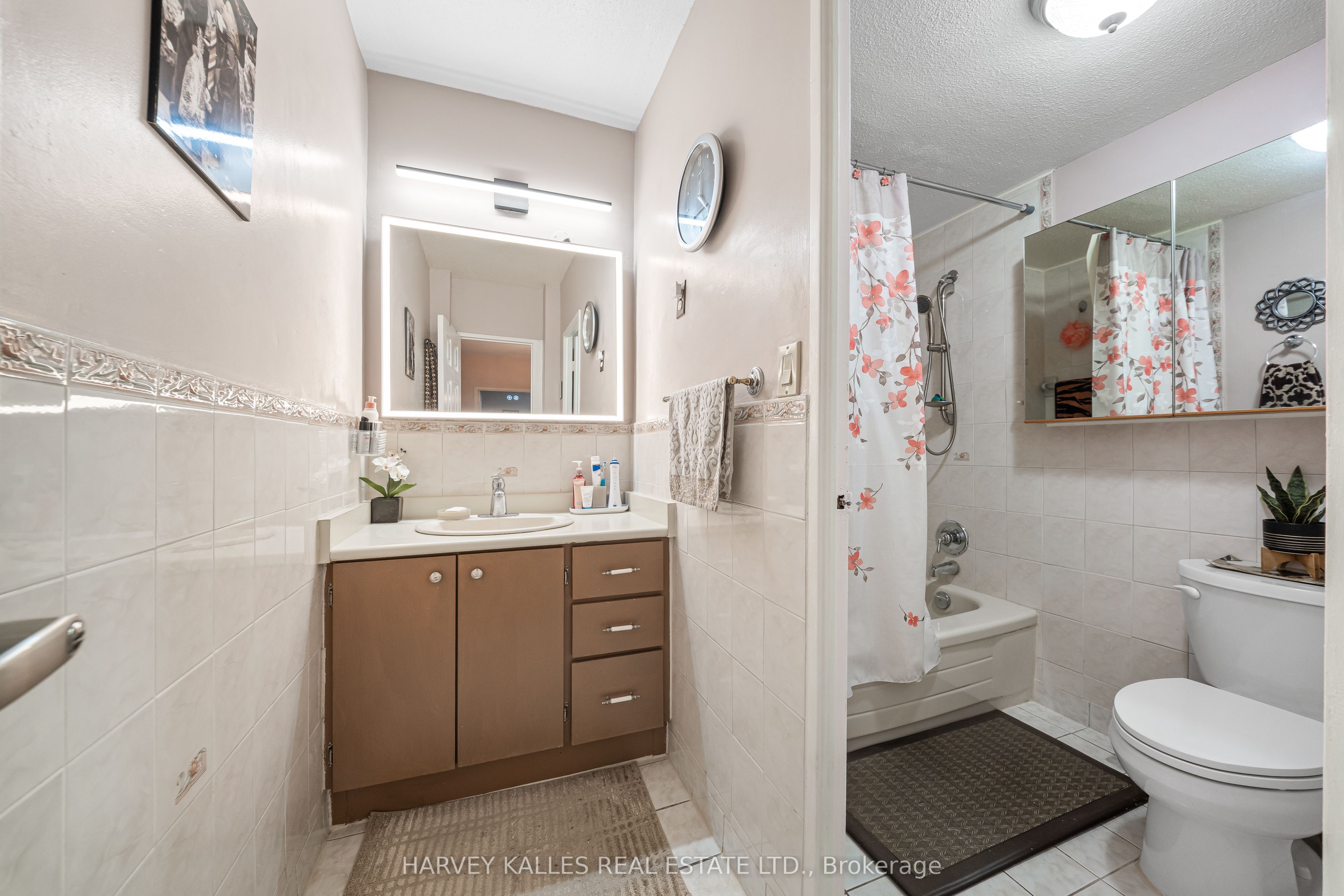 10 Crescent Town Road 301 Property Photo 15