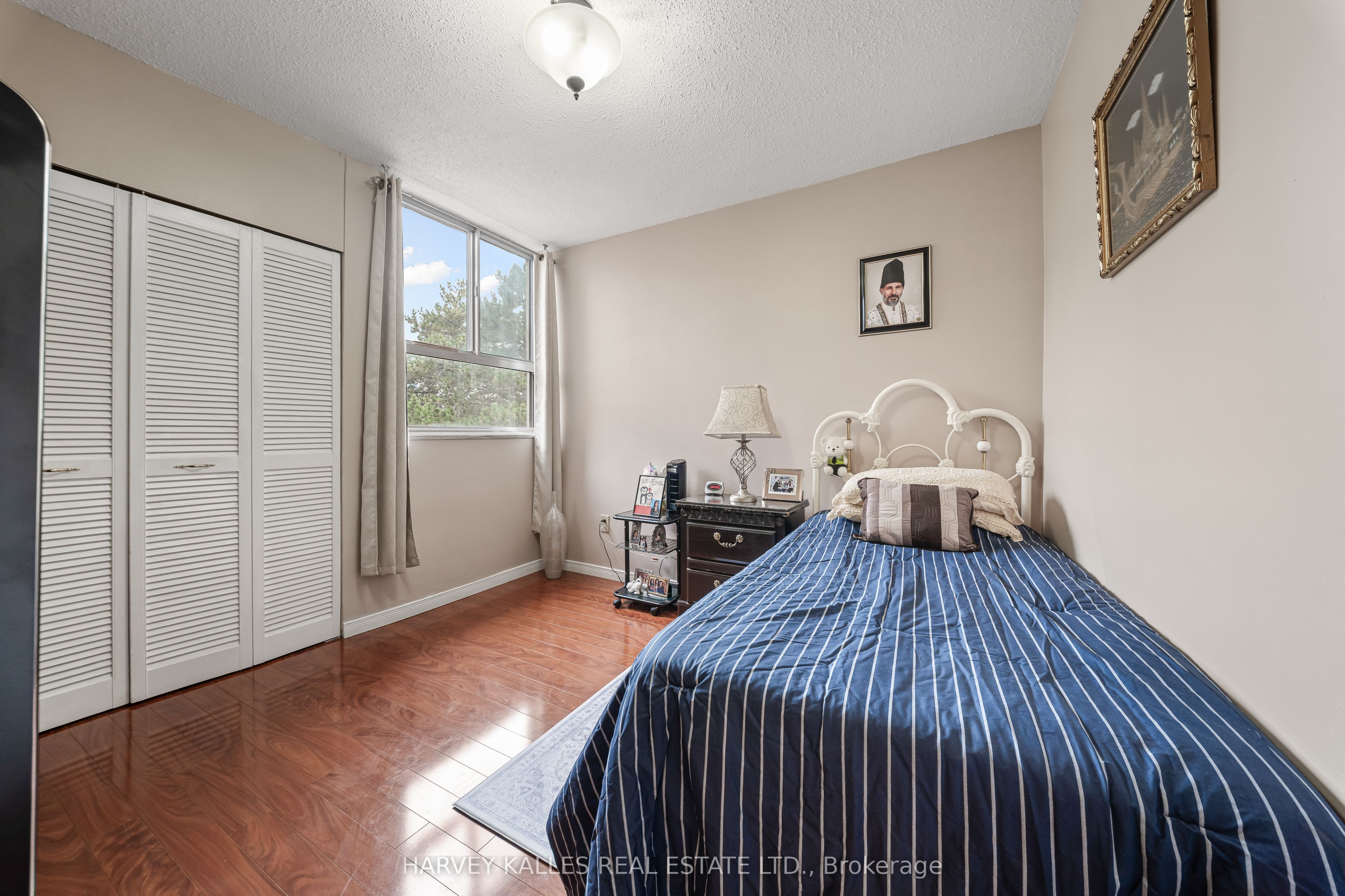 10 Crescent Town Road 301 Property Photo 17