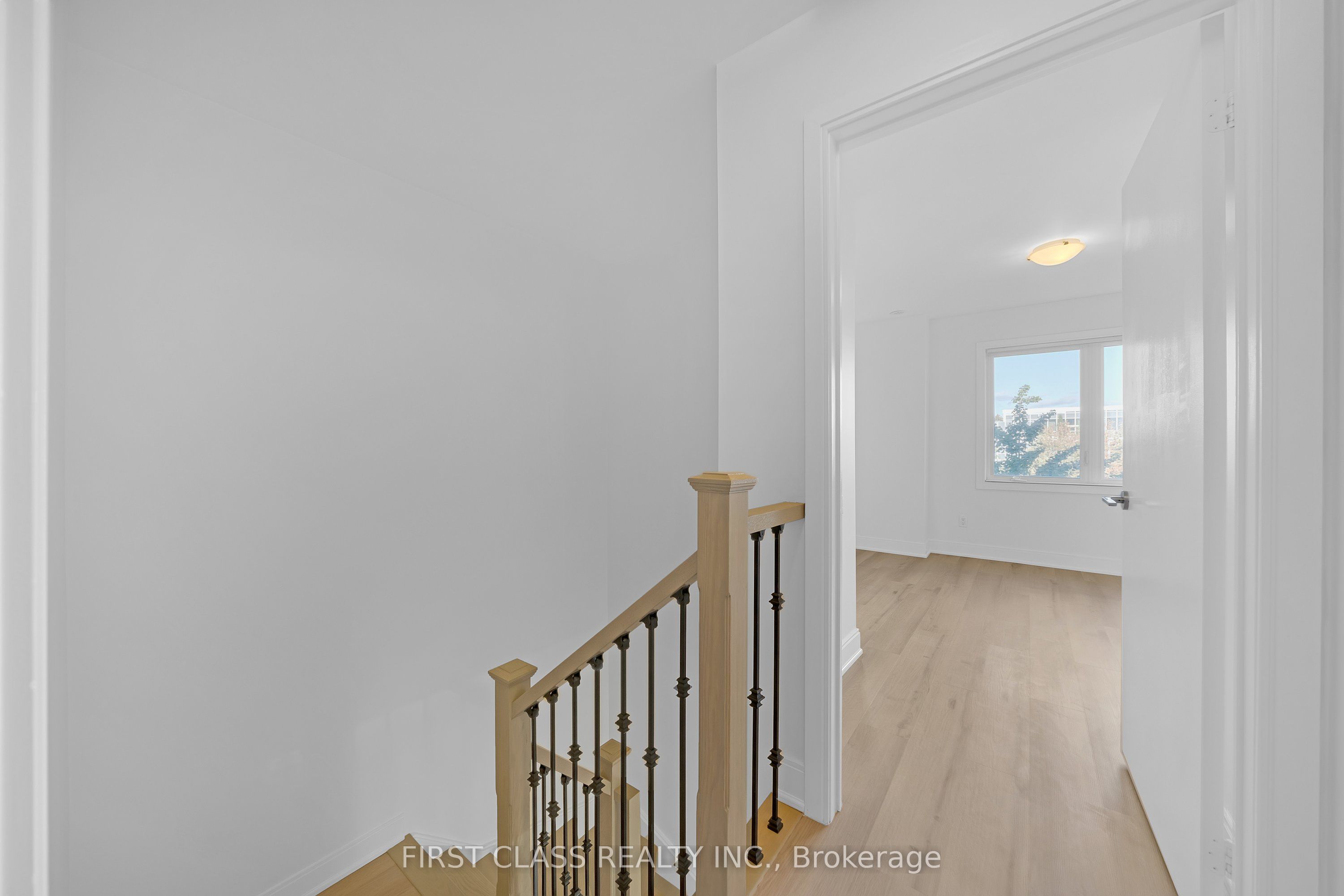 310 Village Green Square 14 Property Photo 37