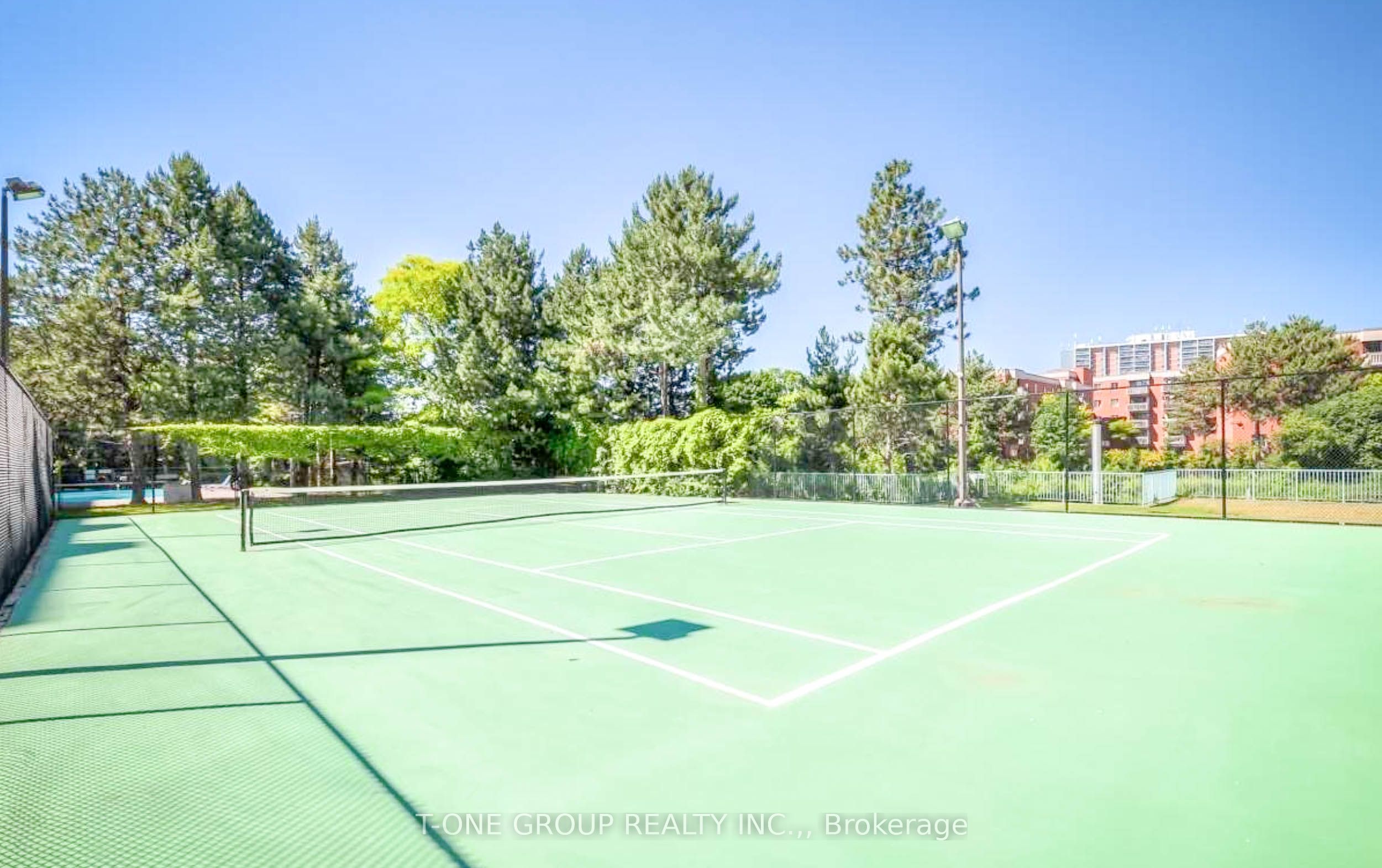 4725 Sheppard Avenue E 516 Property Photo 13