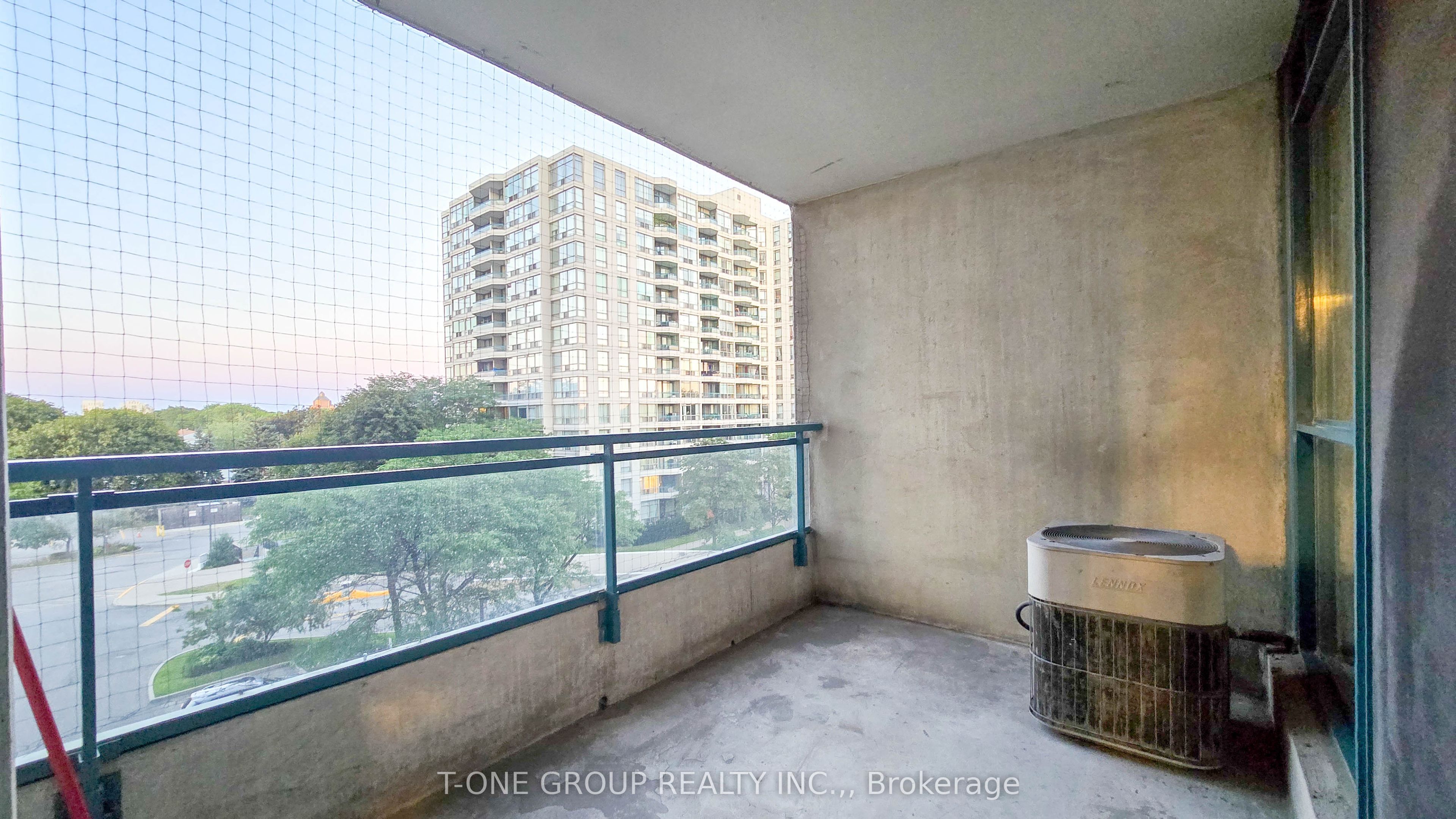 4725 Sheppard Avenue E 516 Property Photo 15