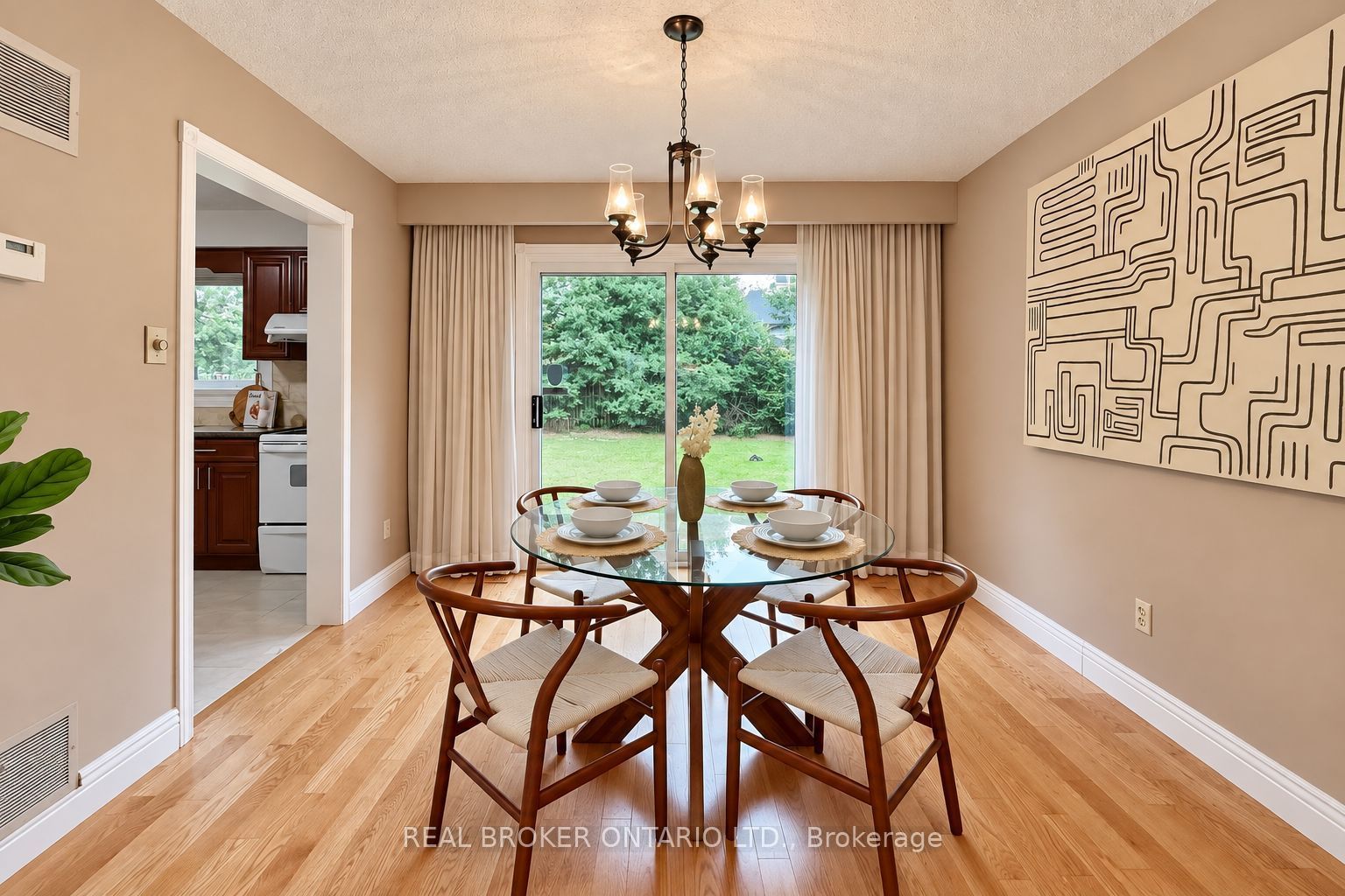 89 Bushmills Square Property Photo 7