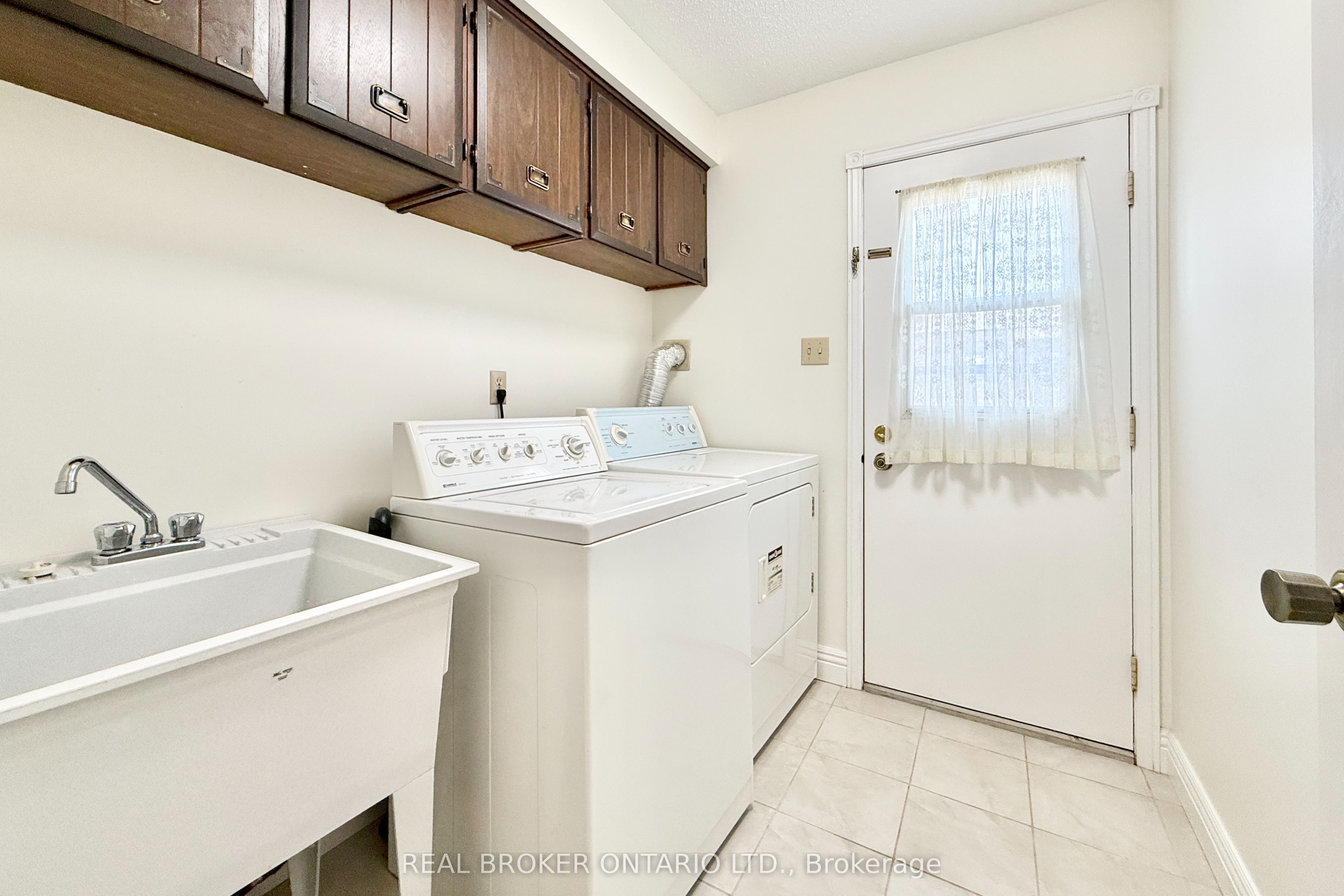 89 Bushmills Square Property Photo 24